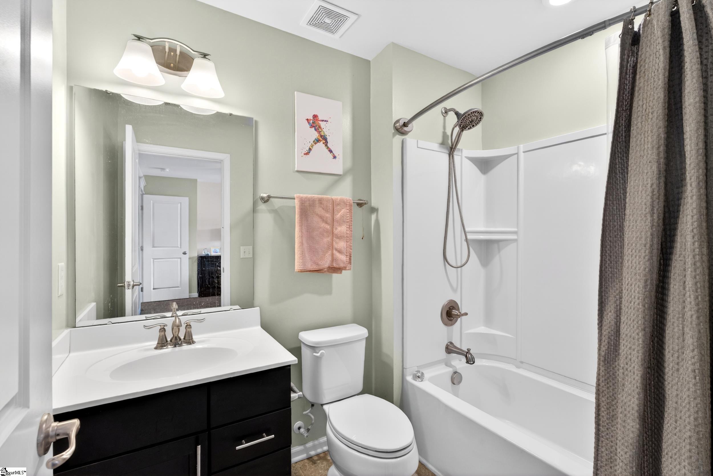 414 Cloverland Lane Duncan, SC 29334
