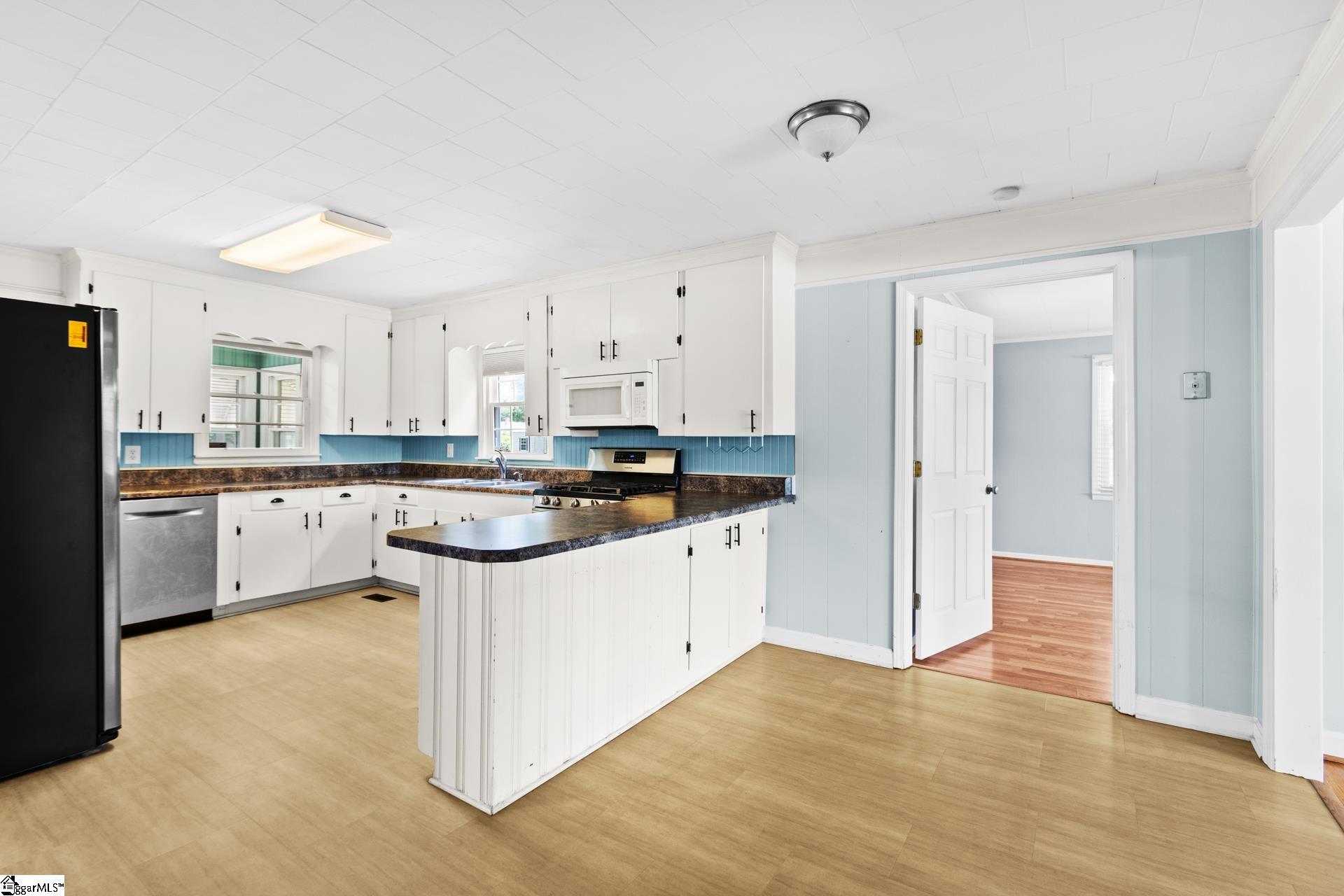 711 N Adair Street Clinton, SC 29325