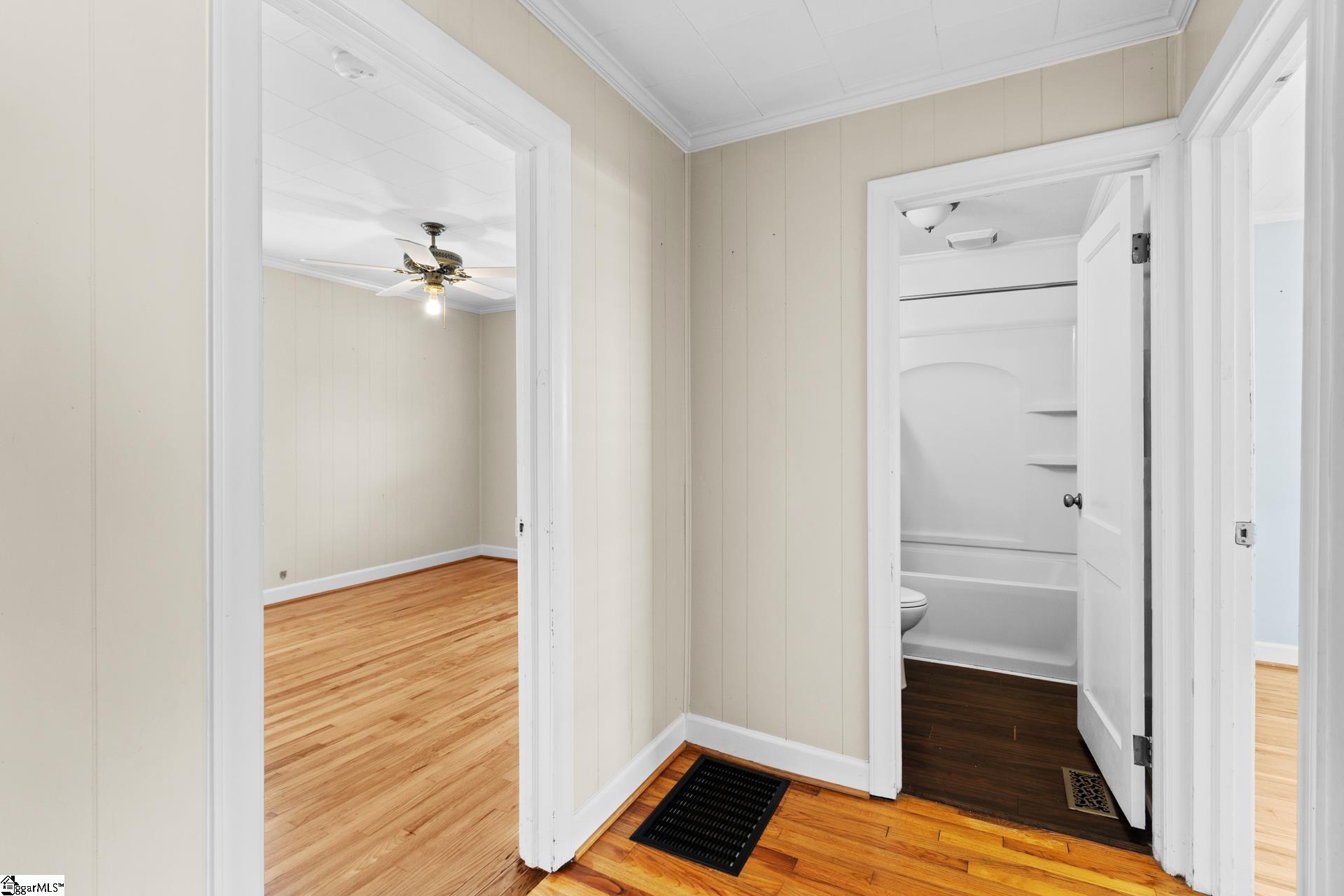 711 N Adair Street Clinton, SC 29325