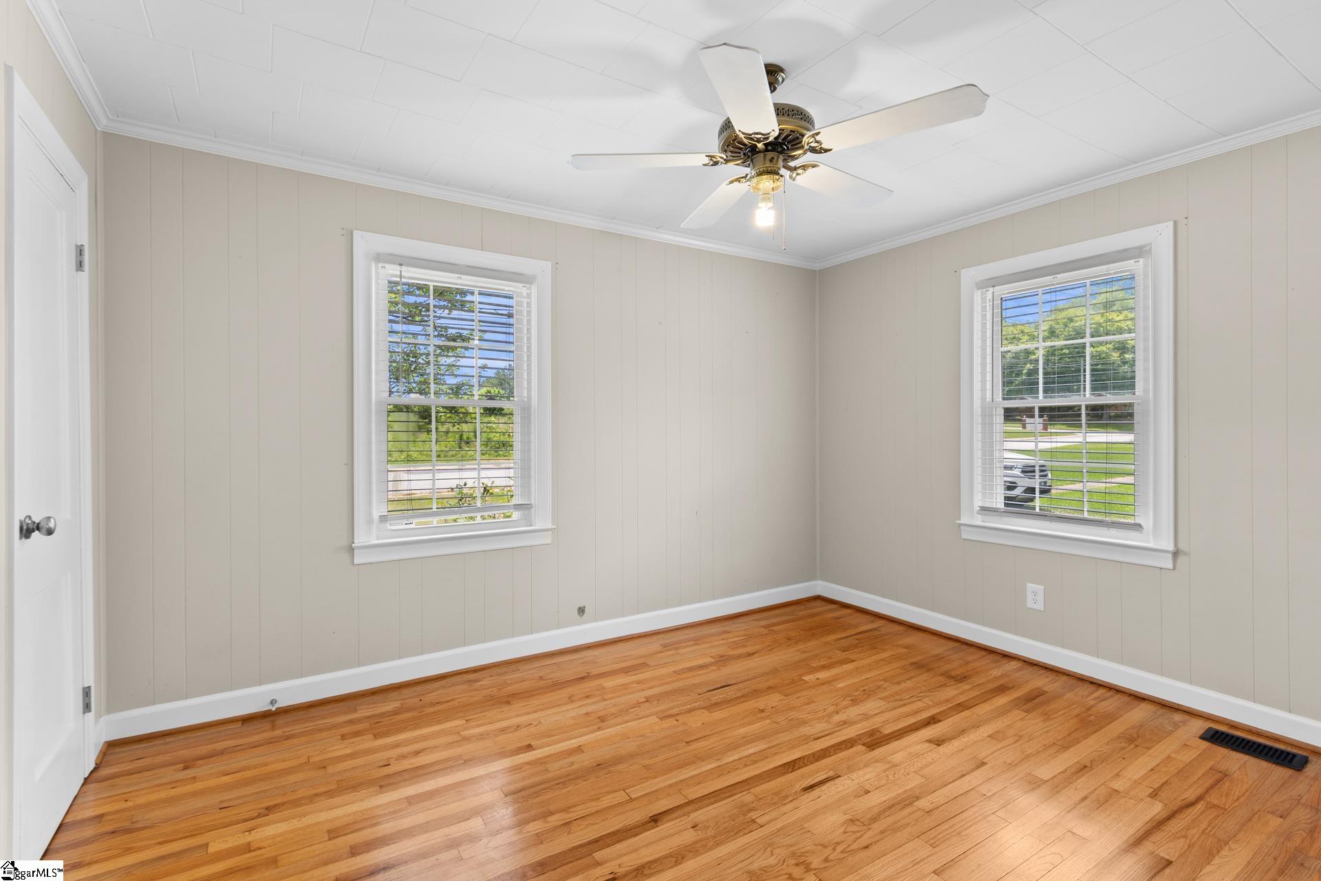 711 N Adair Street Clinton, SC 29325