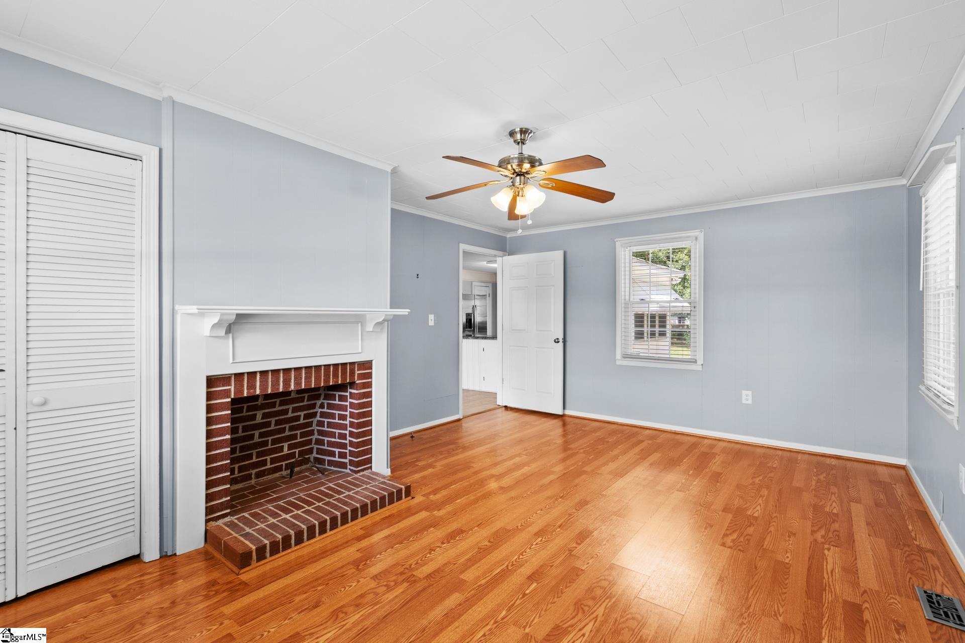 711 N Adair Street Clinton, SC 29325