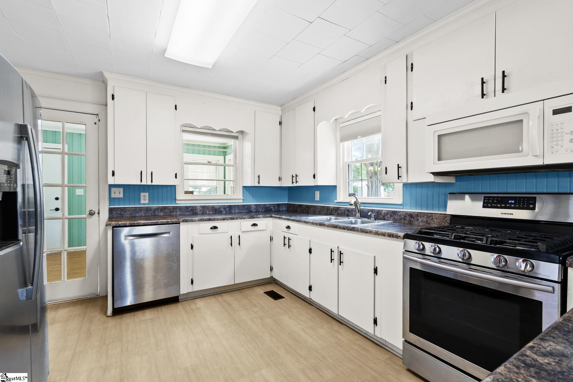 711 N Adair Street Clinton, SC 29325