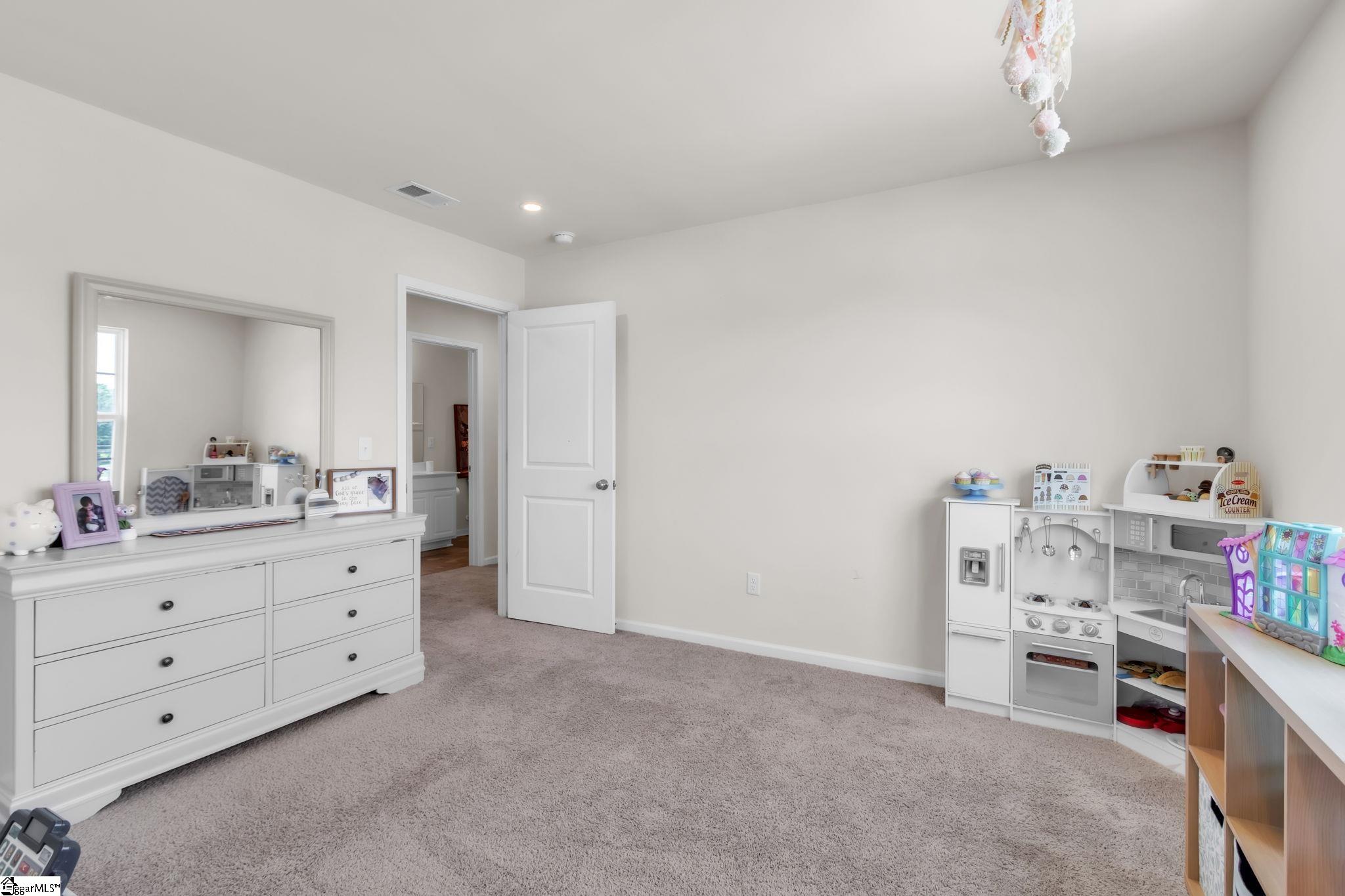 1216 Paramount Drive Lyman, SC 29365