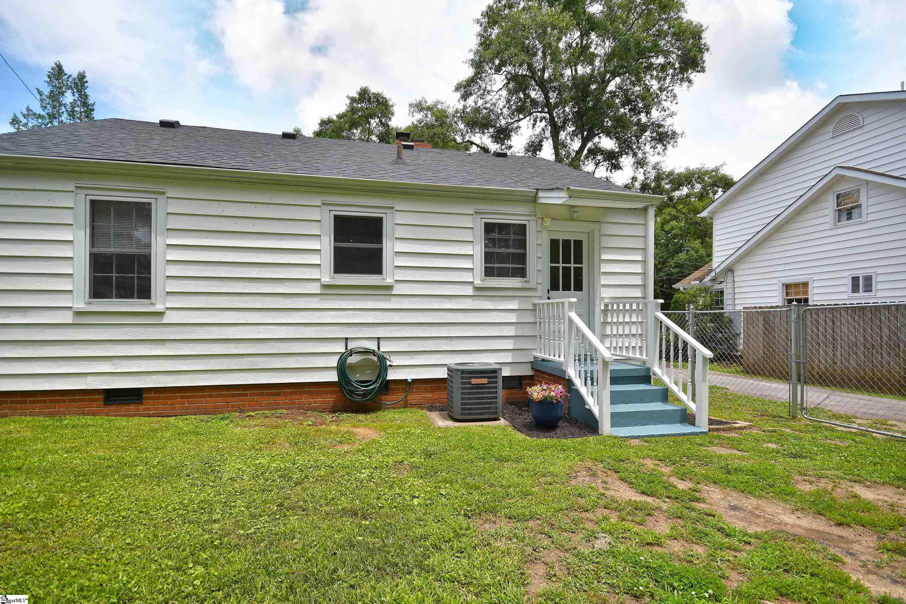 14 Tabor Street Greenville, SC 29609