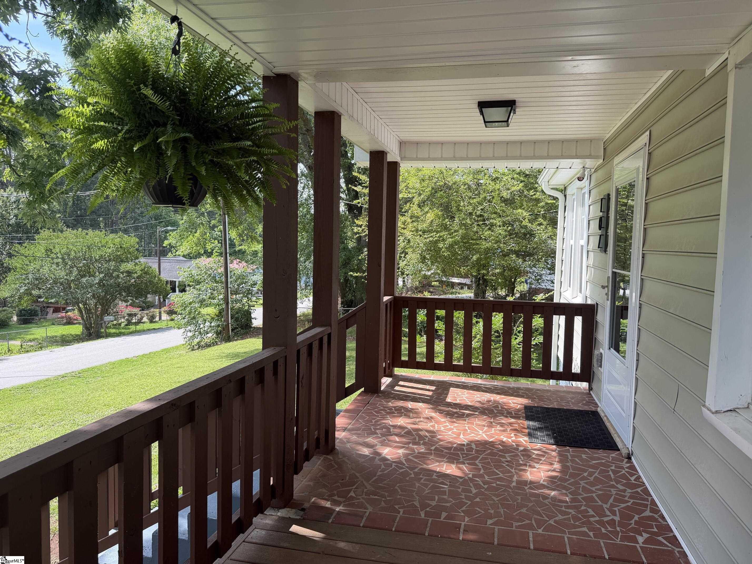 107 Irene Circle Greenville, SC 29617