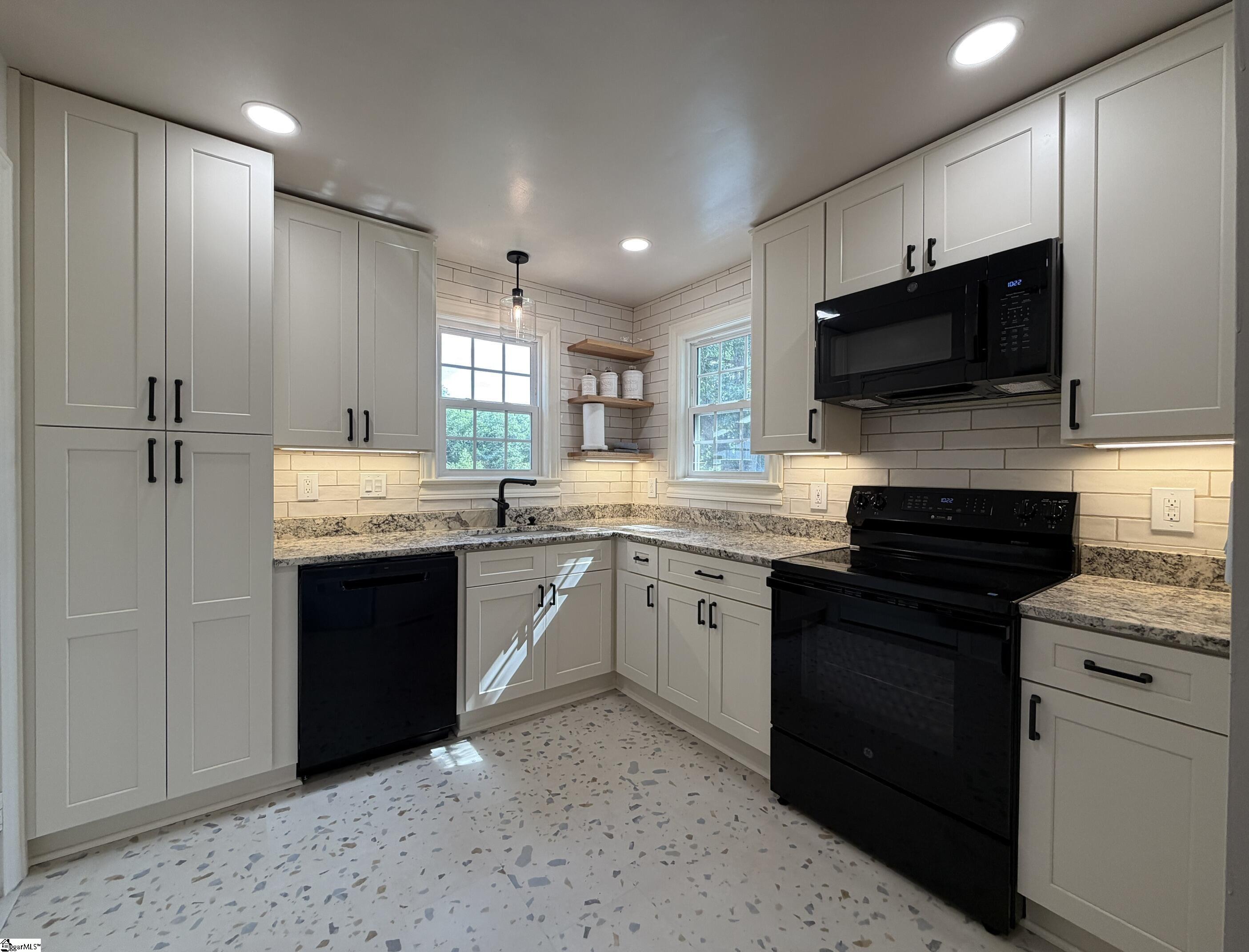107 Irene Circle Greenville, SC 29617