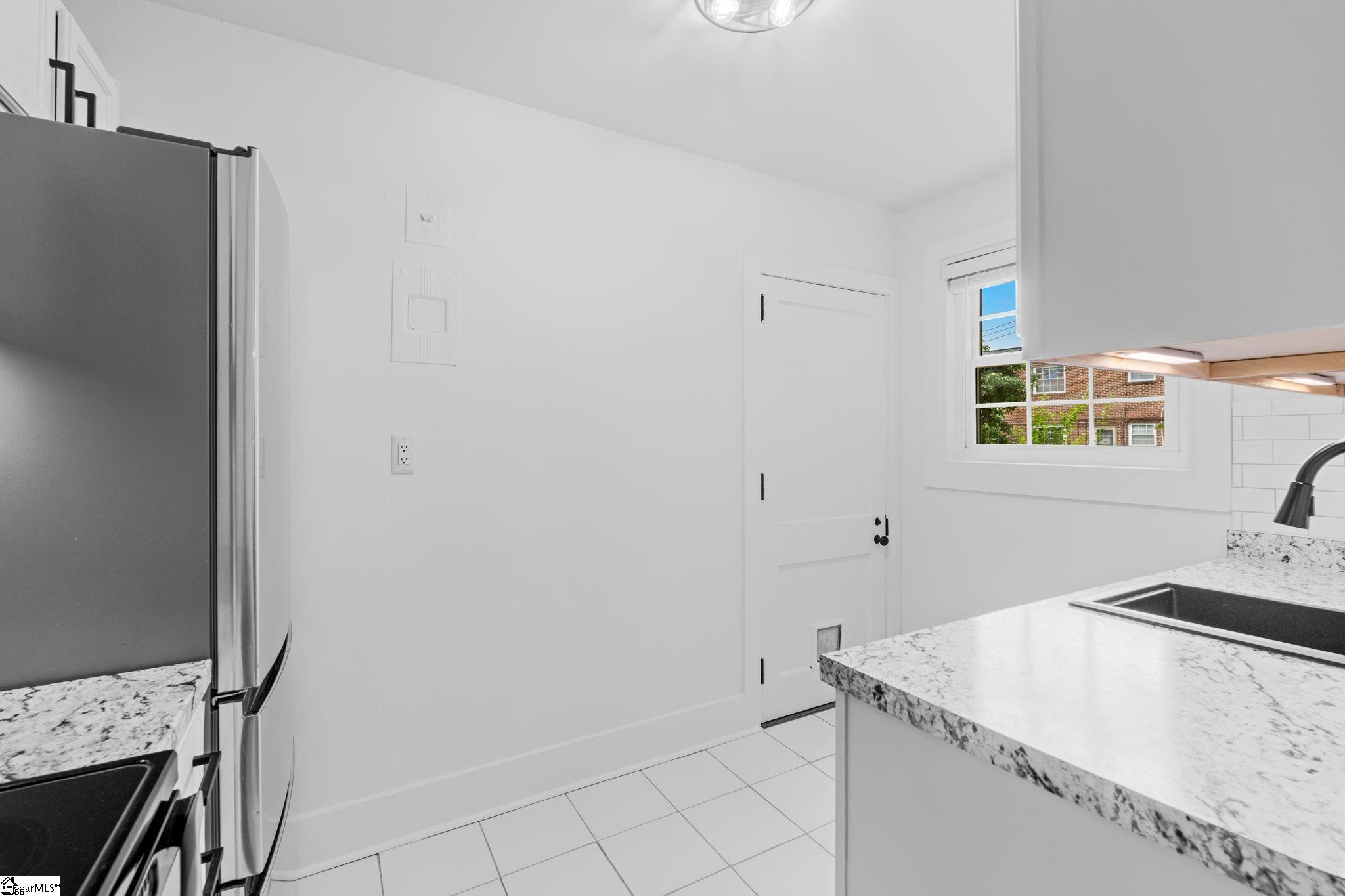 100 Lewis Drive UNIT Unit 4B Greenville, SC 29605