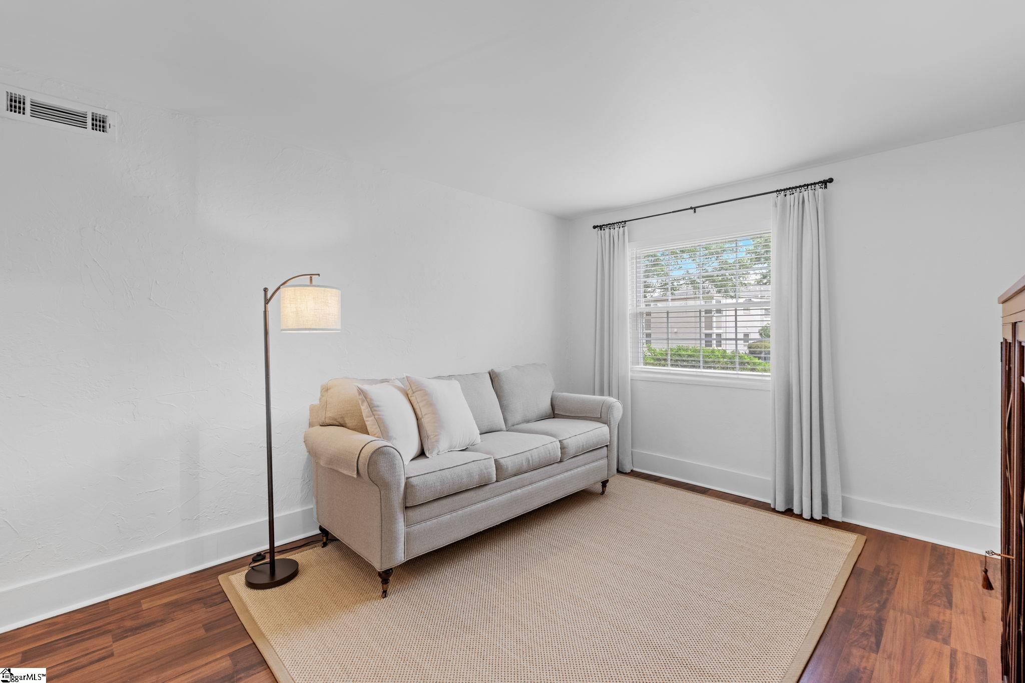 100 Lewis Drive UNIT Unit 4B Greenville, SC 29605