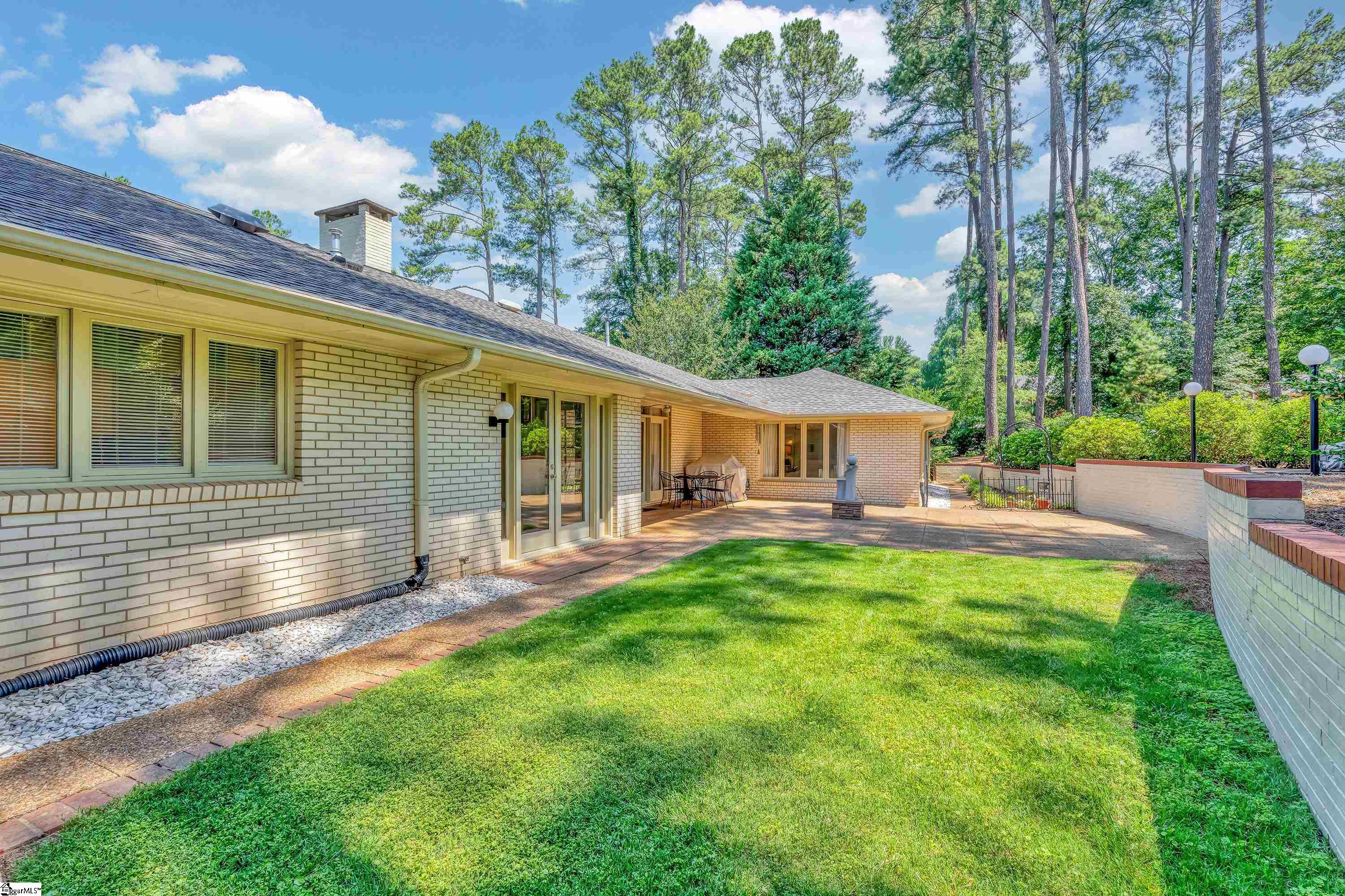 30 Pinto Court Spartanburg, SC 29307