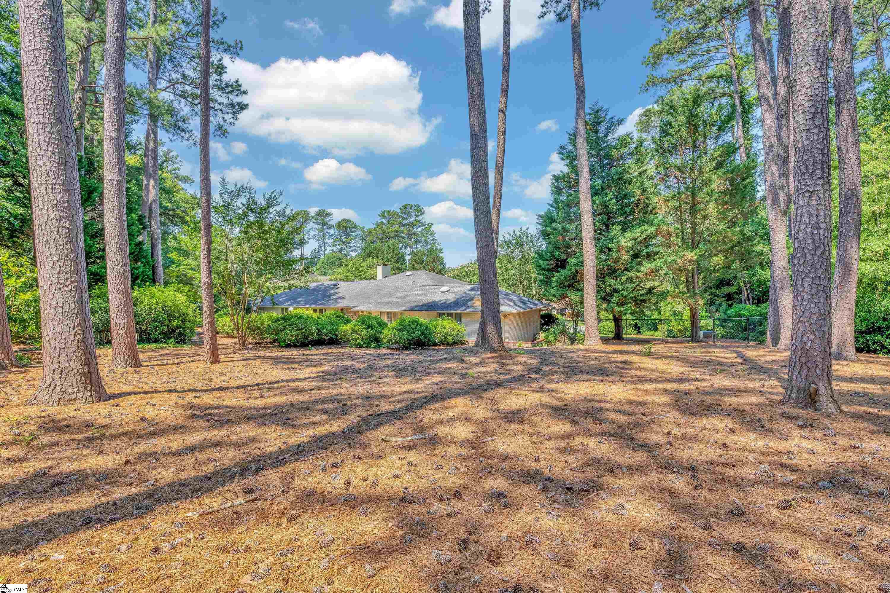 30 Pinto Court Spartanburg, SC 29307