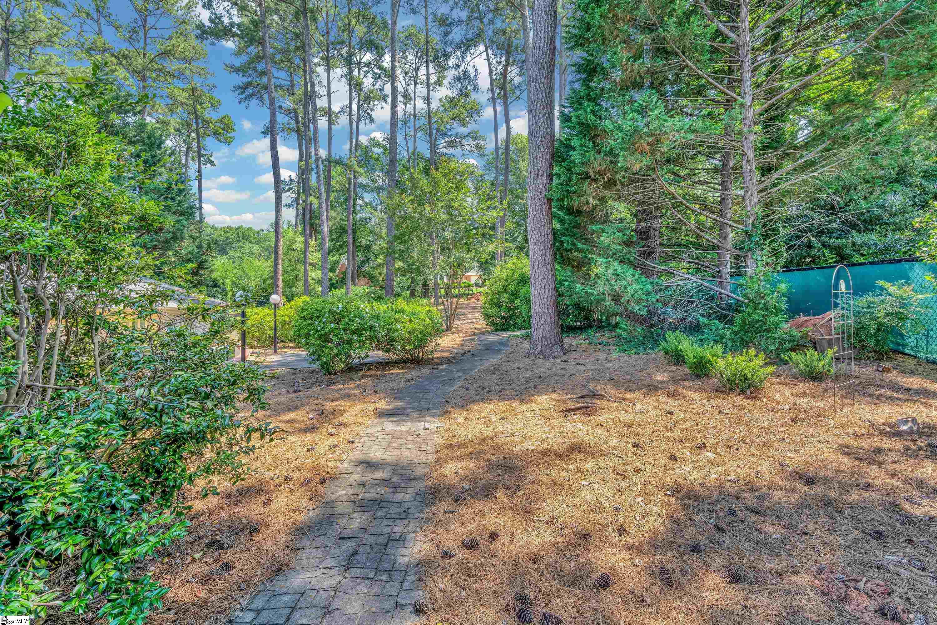 30 Pinto Court Spartanburg, SC 29307