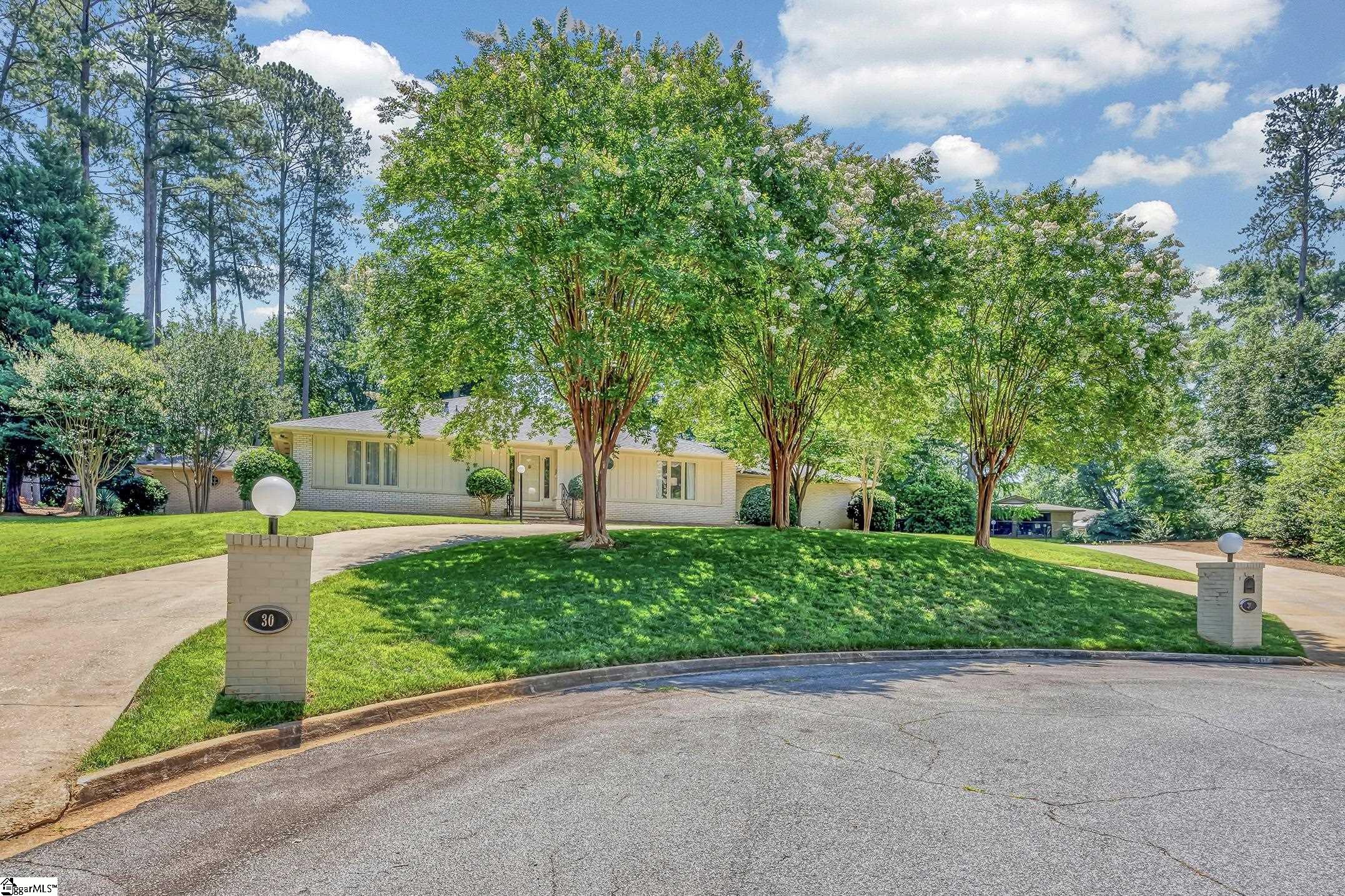 30 Pinto Court Spartanburg, SC 29307