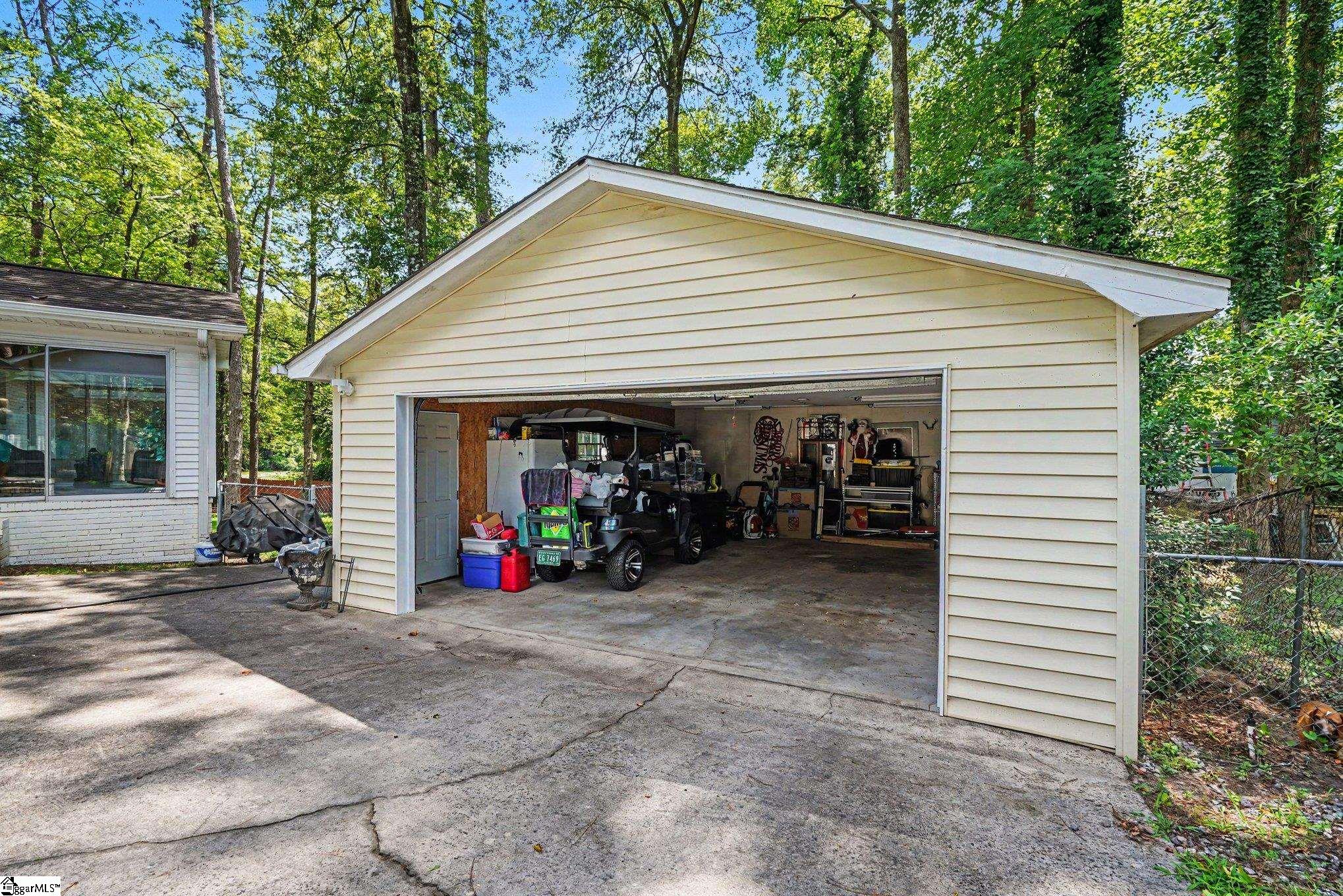 120 Carlton Drive Mauldin, SC 29662