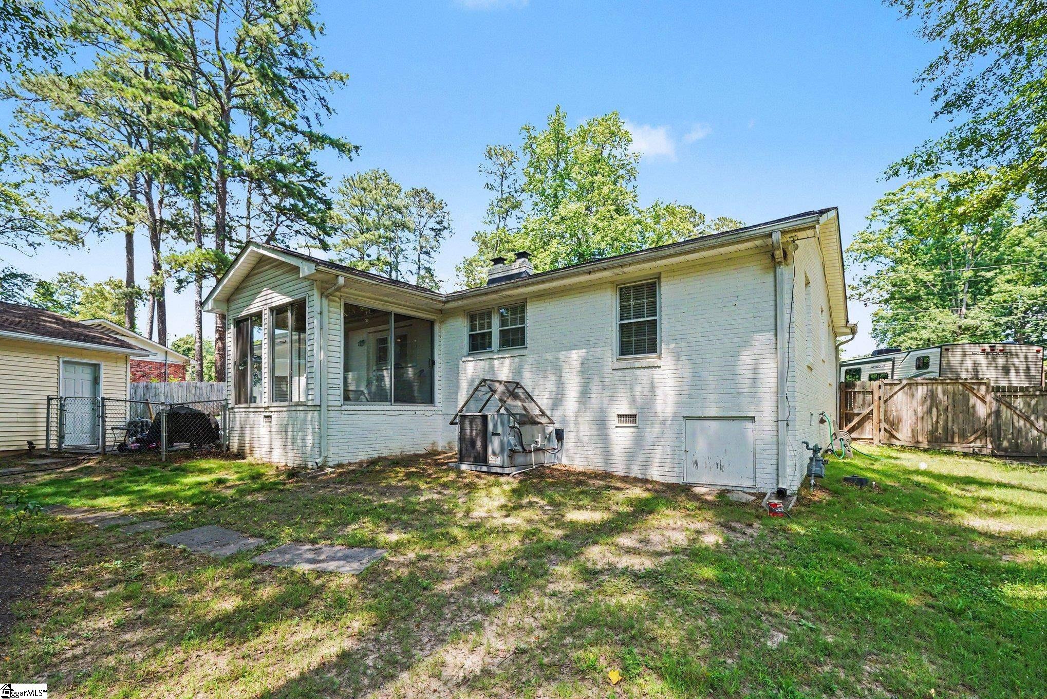 120 Carlton Drive Mauldin, SC 29662