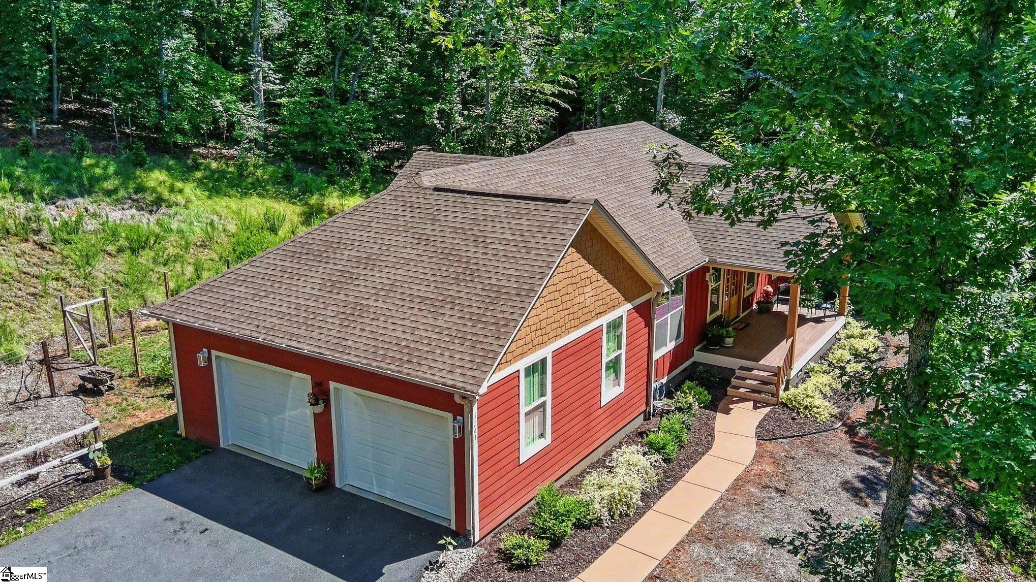 1241 Hayes Road Columbus, NC 28722