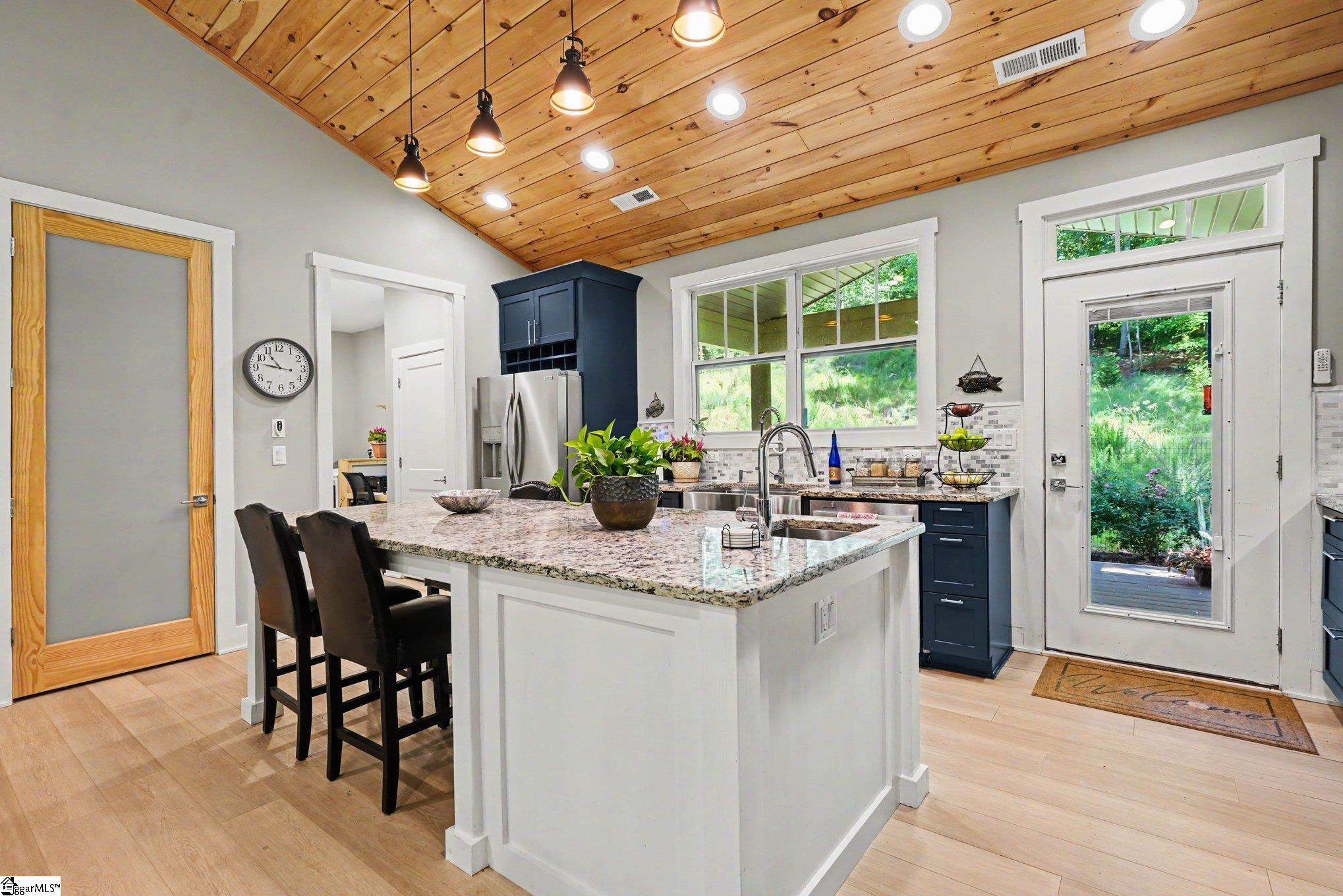 1241 Hayes Road Columbus, NC 28722