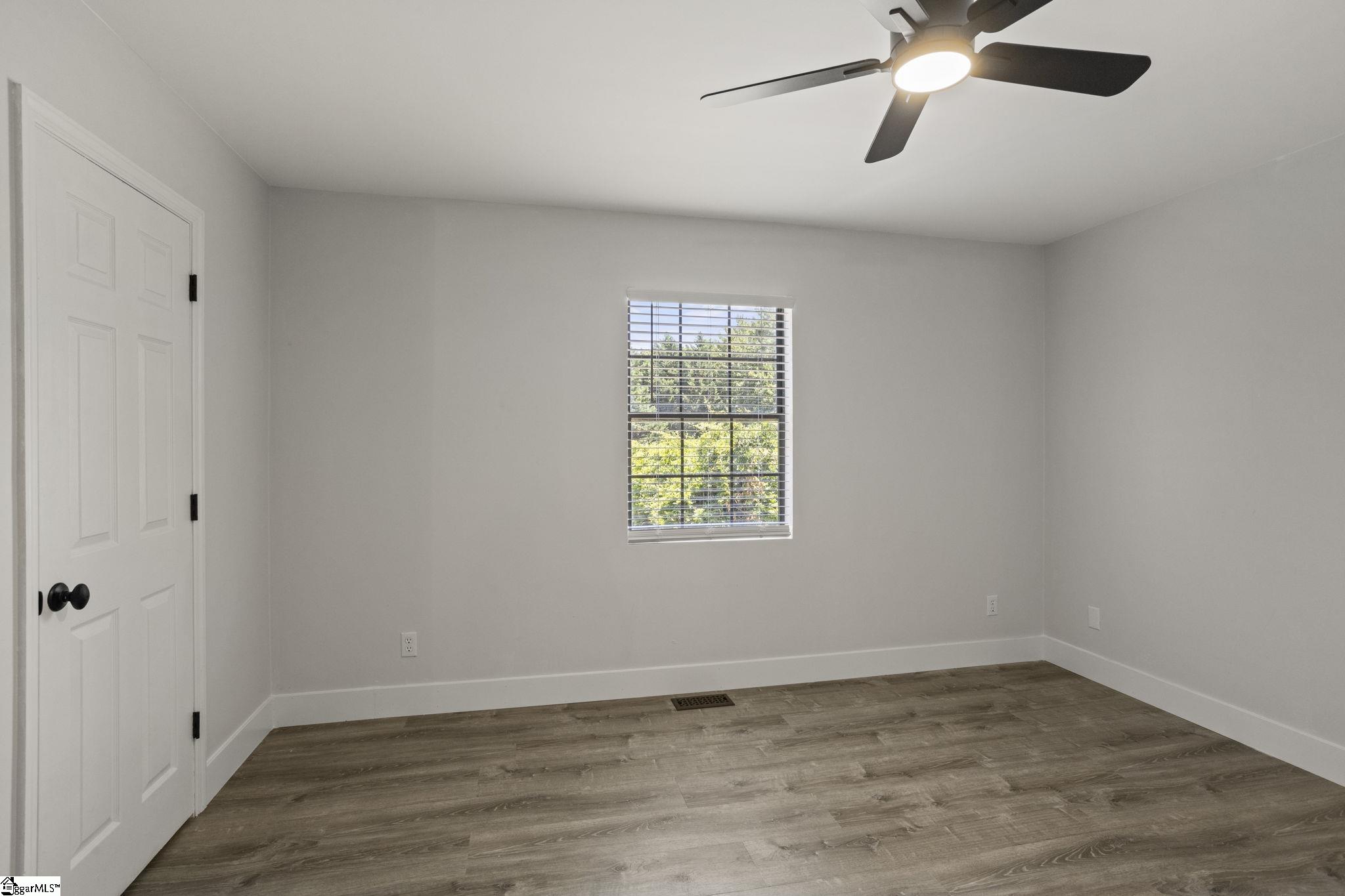 40 Ridings Road Campobello, SC 29322