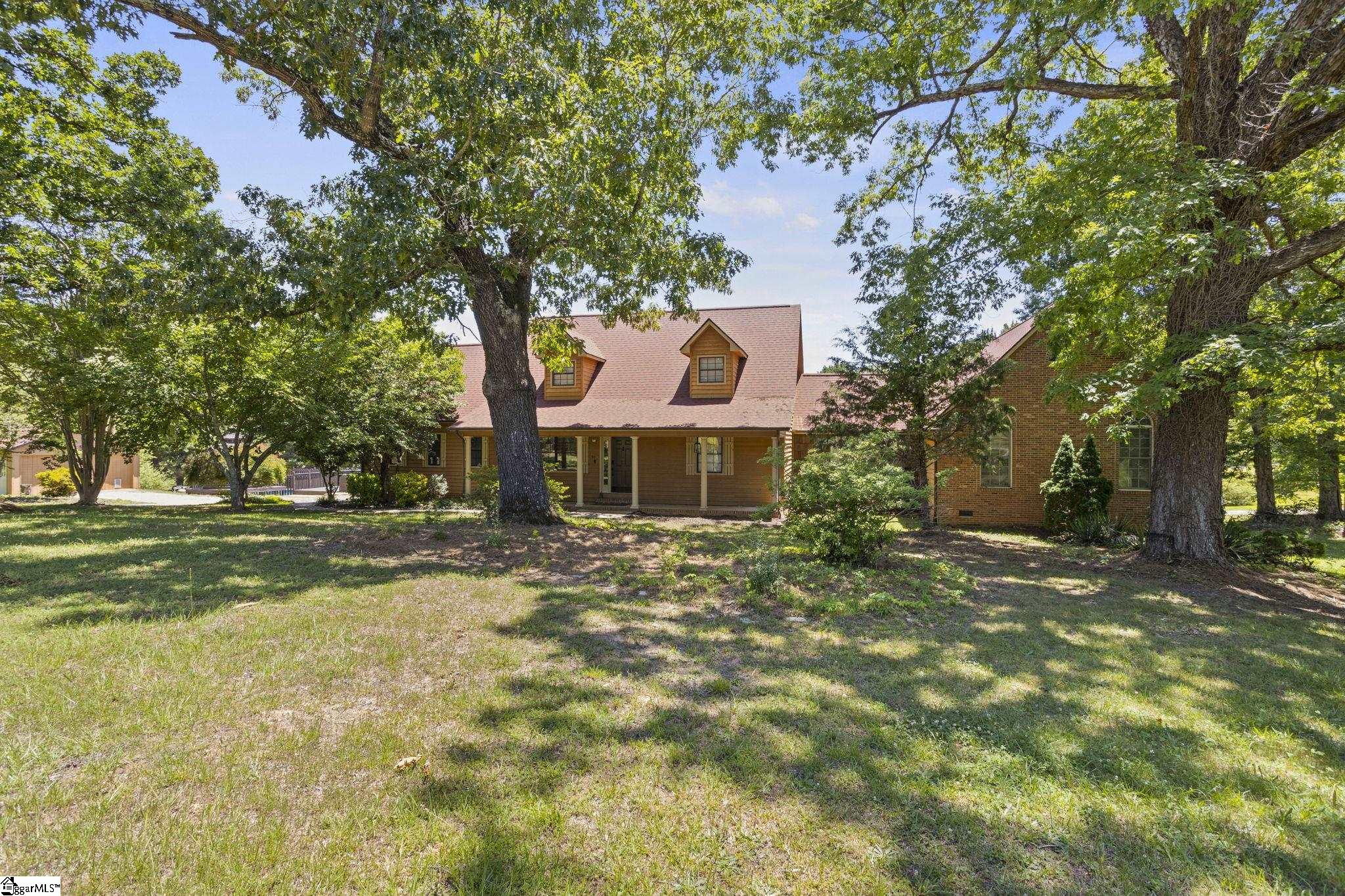 40 Ridings Road Campobello, SC 29322