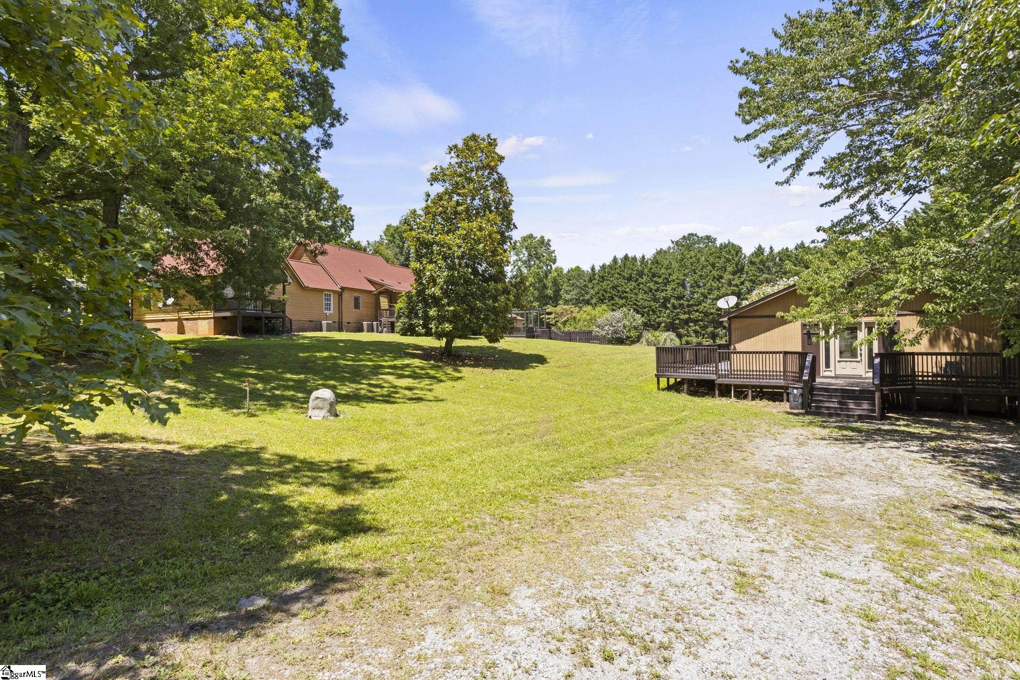 40 Ridings Road Campobello, SC 29322