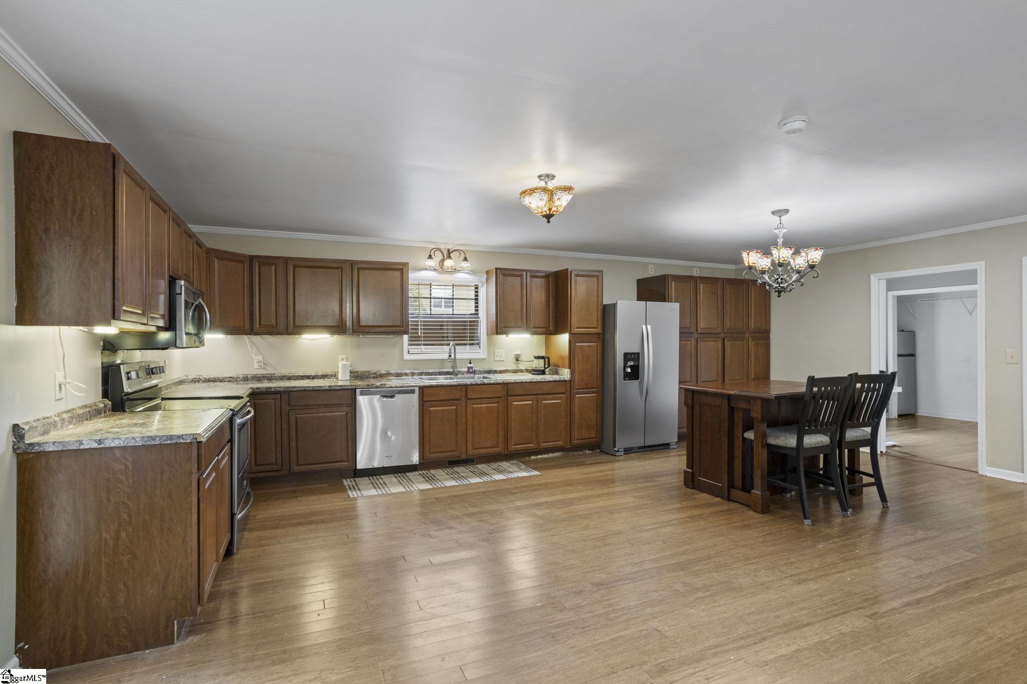 40 Ridings Road Campobello, SC 29322