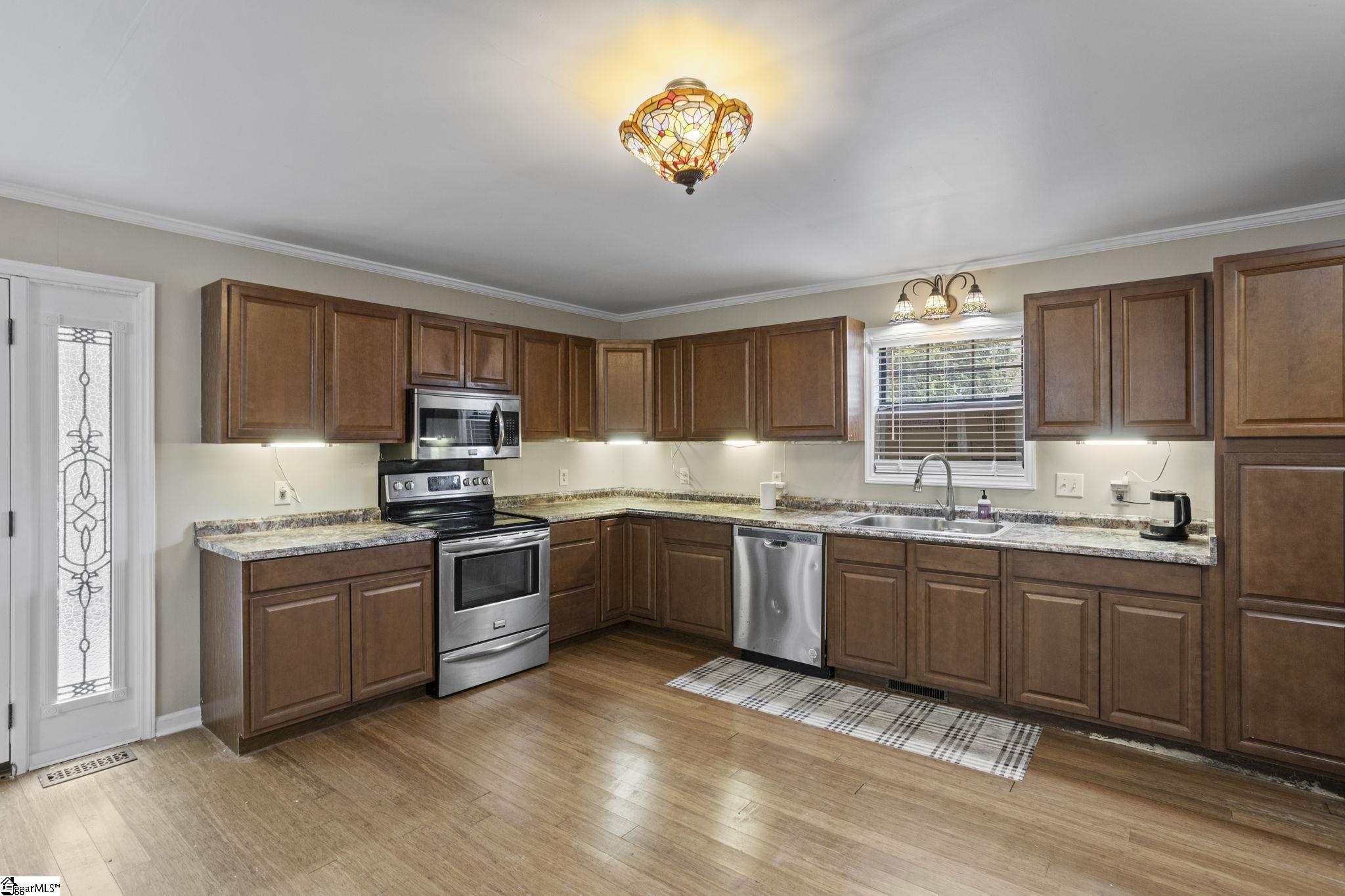 40 Ridings Road Campobello, SC 29322