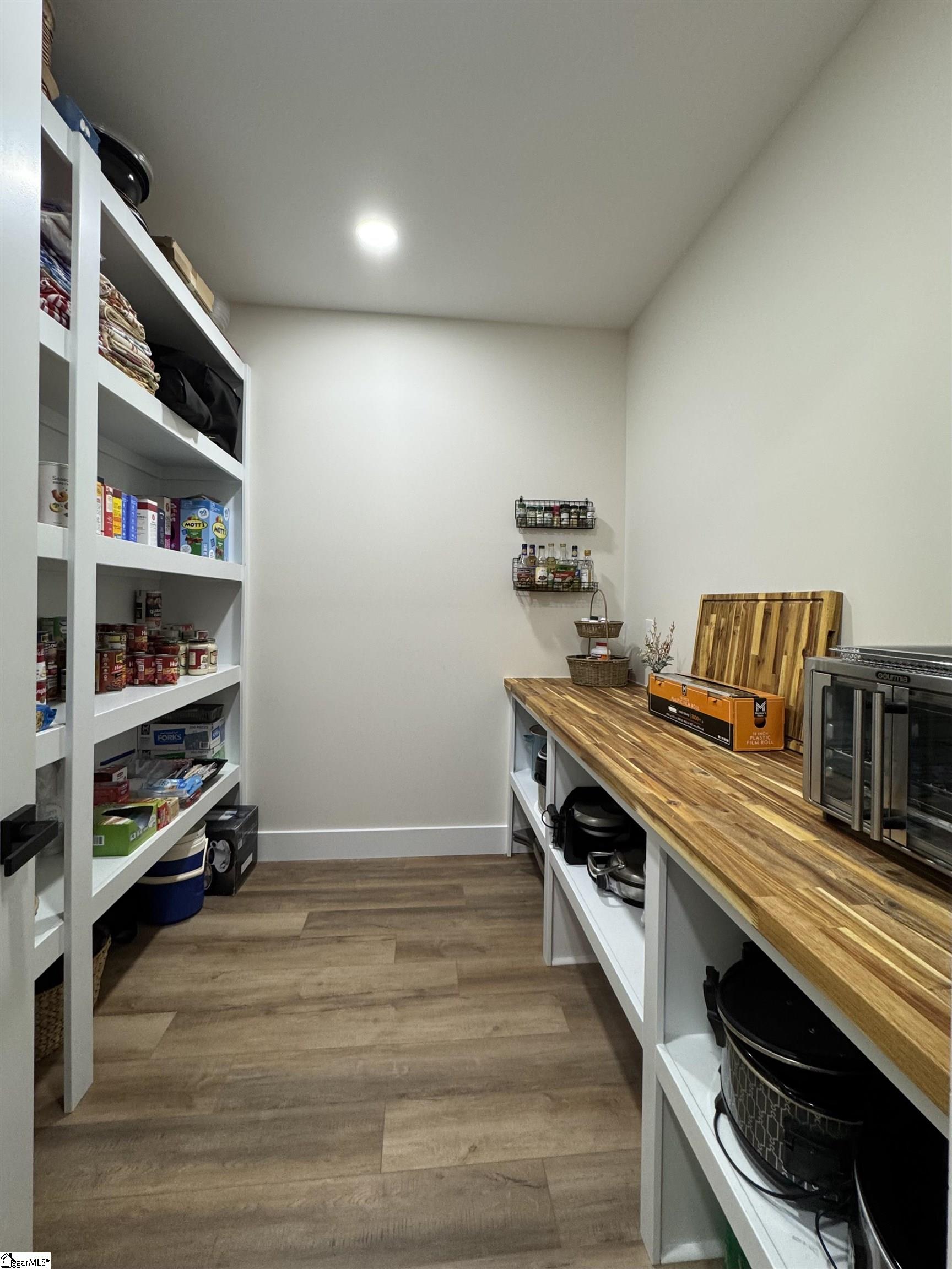 241 Thomspon Road Taylors, SC 29687
