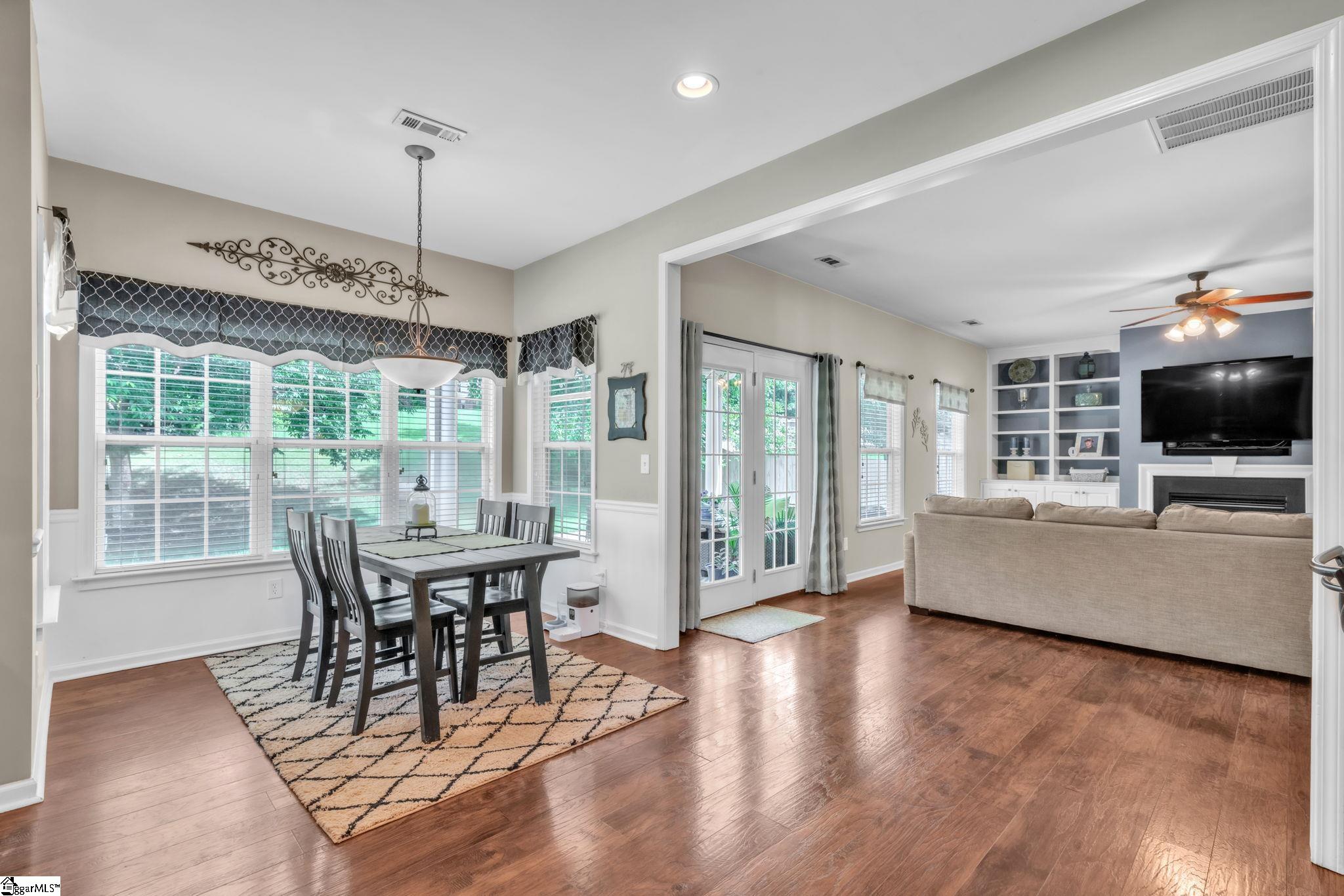 211 Brazos Lane Simpsonville, SC 29680