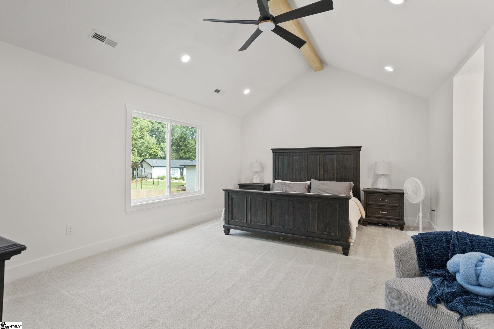 10 Fort Prince Court Wellford, SC 29385
