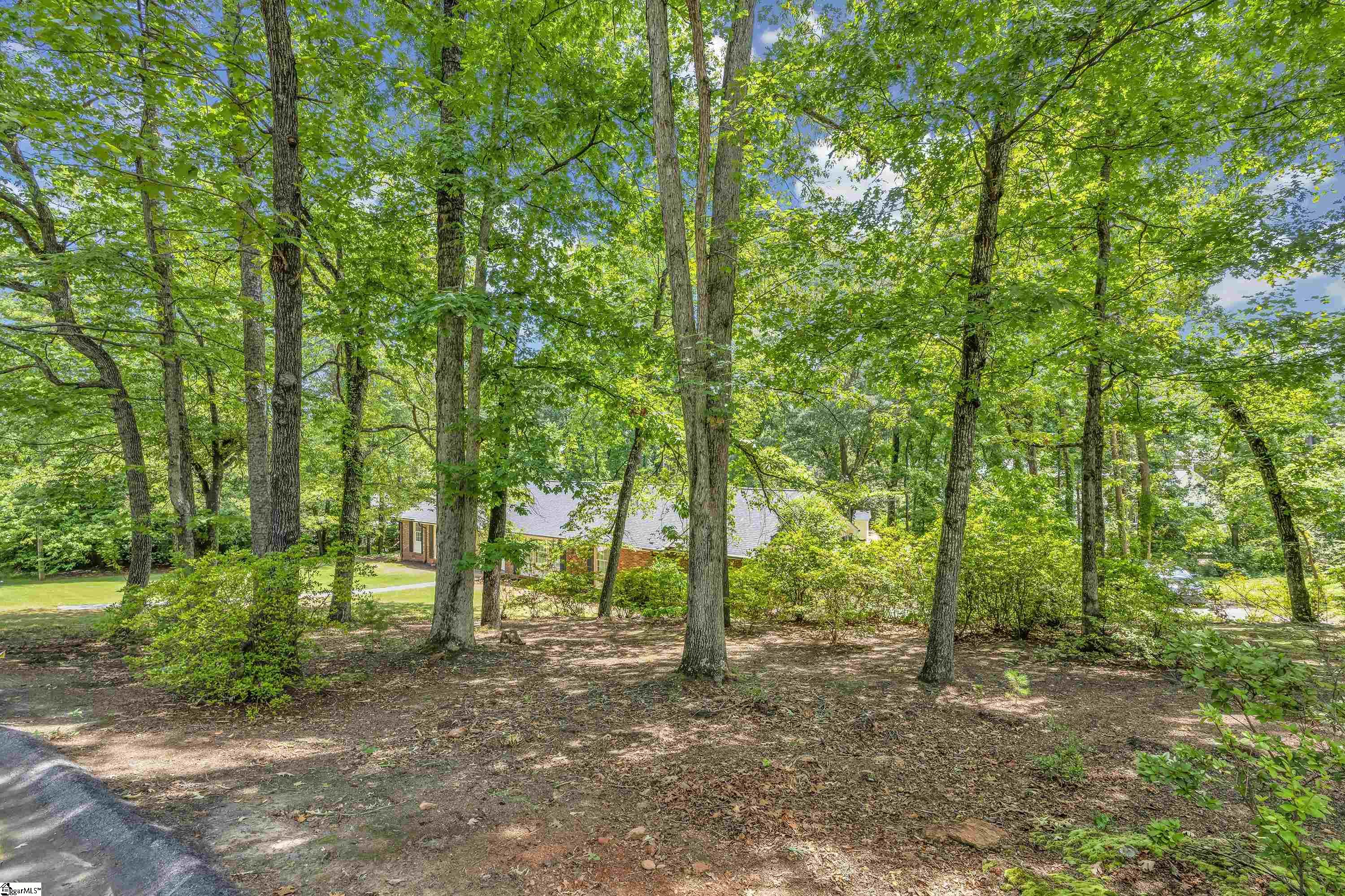 12 Compton Drive Greenville, SC 29615