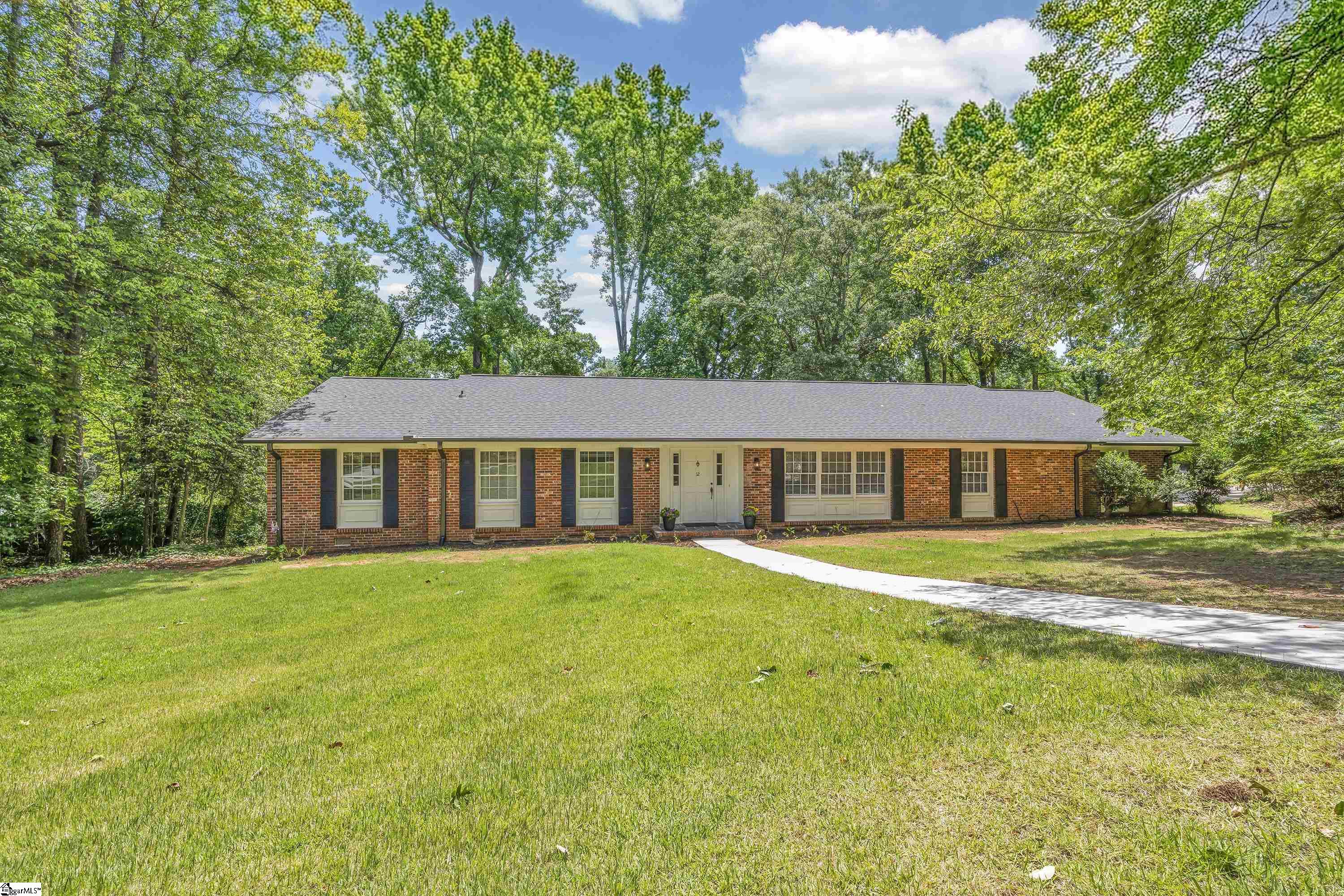 12 Compton Drive Greenville, SC 29615