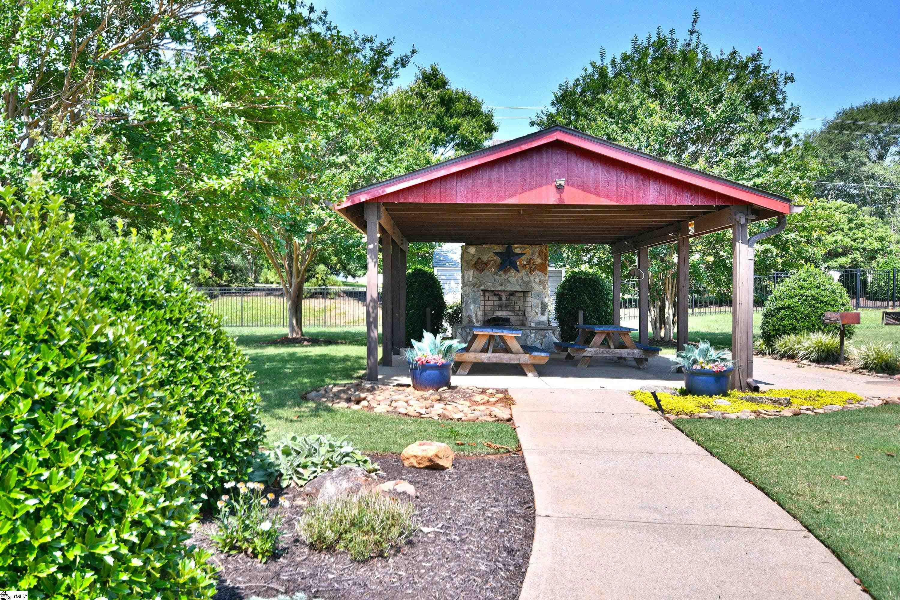21 Nut Leaf Lane Greenville, SC 29605