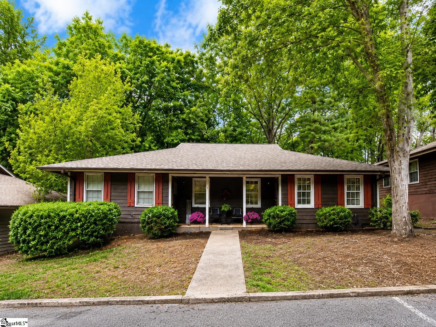 26 Oakwood Drive Greenville, SC 29609-3275