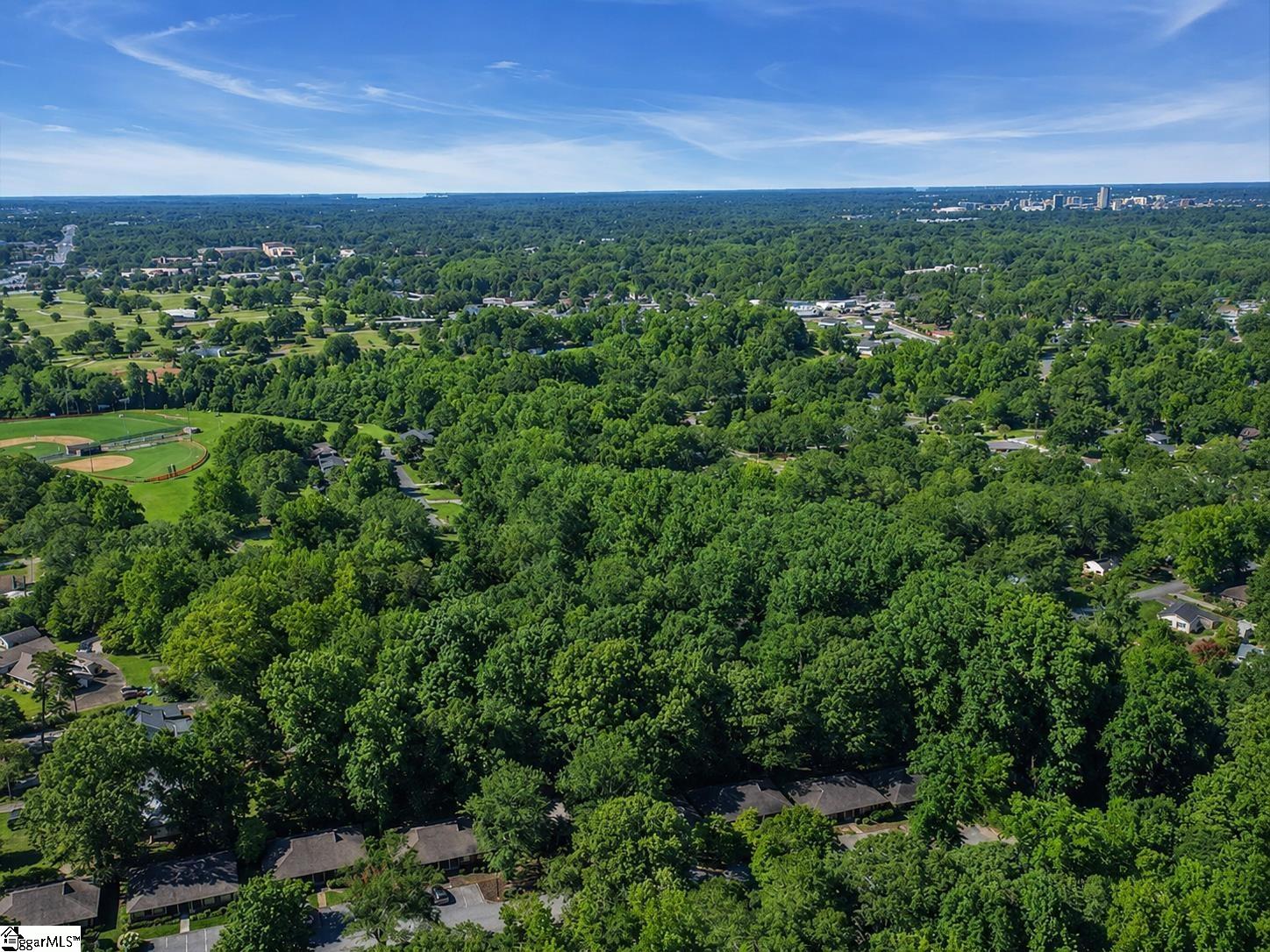 26 Oakwood Drive Greenville, SC 29609-3275