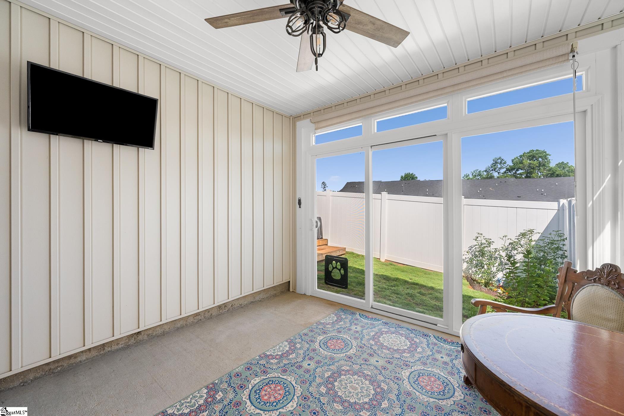 Photo 3 of Townhouse for sale at 607 Cresslyn Ct, Greenville, SC 29617 | MLS# 1595257 | Listing updated on 2026-09-18