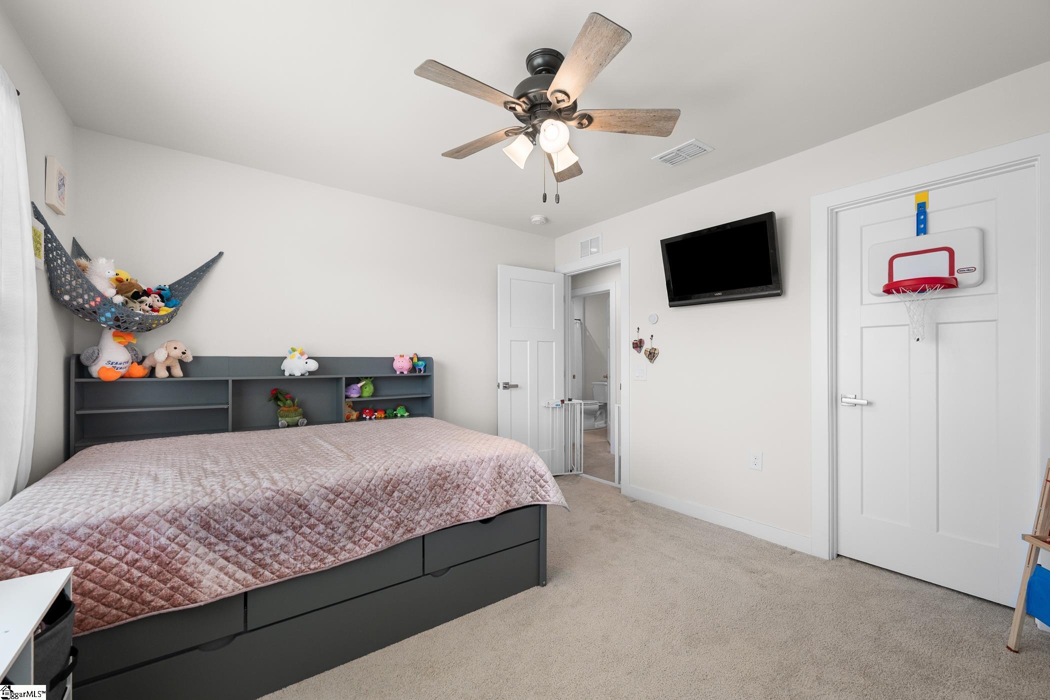 607 Cresslyn Court Greenville, SC 29617