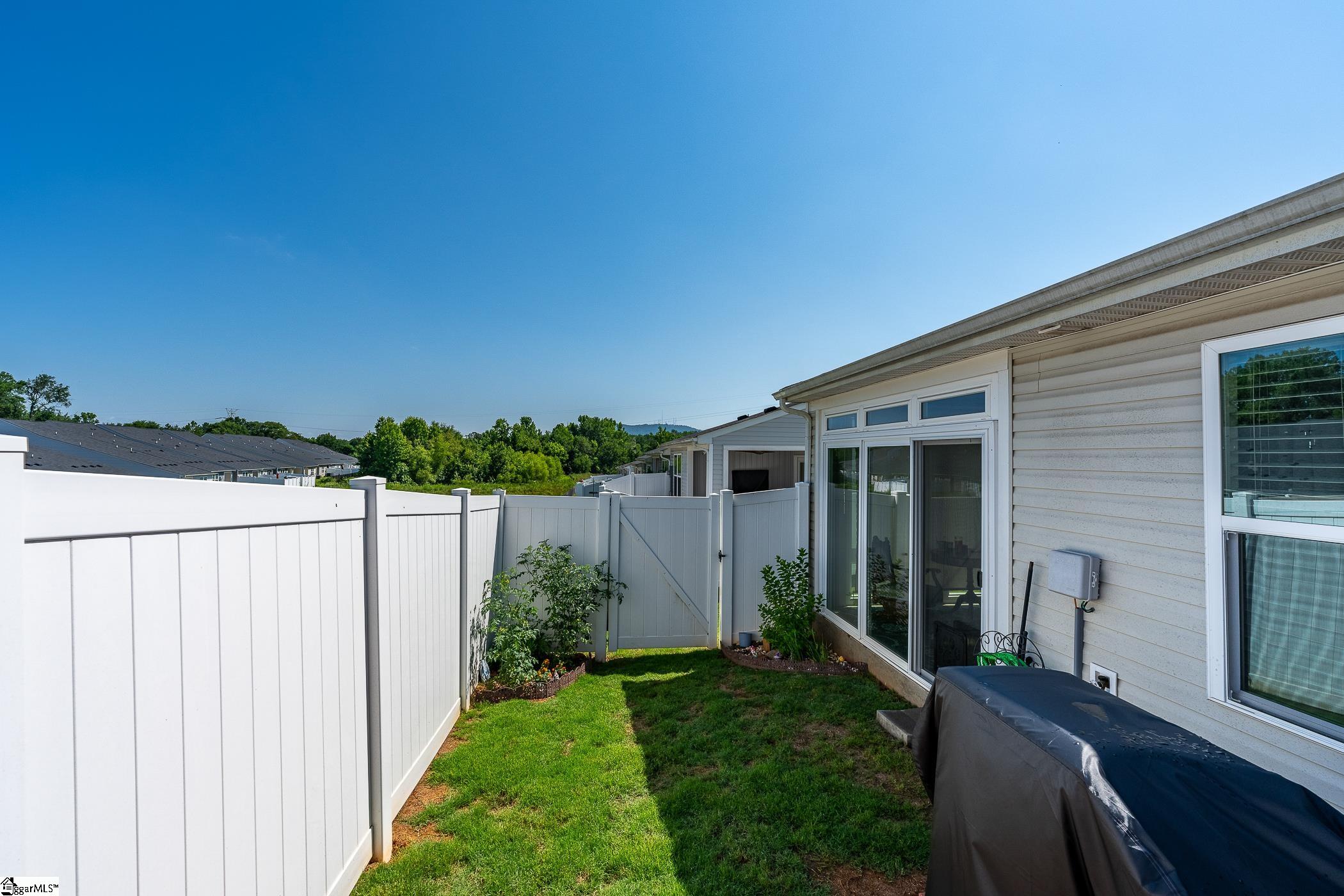 Photo 4 of Townhouse for sale at 607 Cresslyn Ct, Greenville, SC 29617 | MLS# 1595257 | Listing updated on 2026-09-18