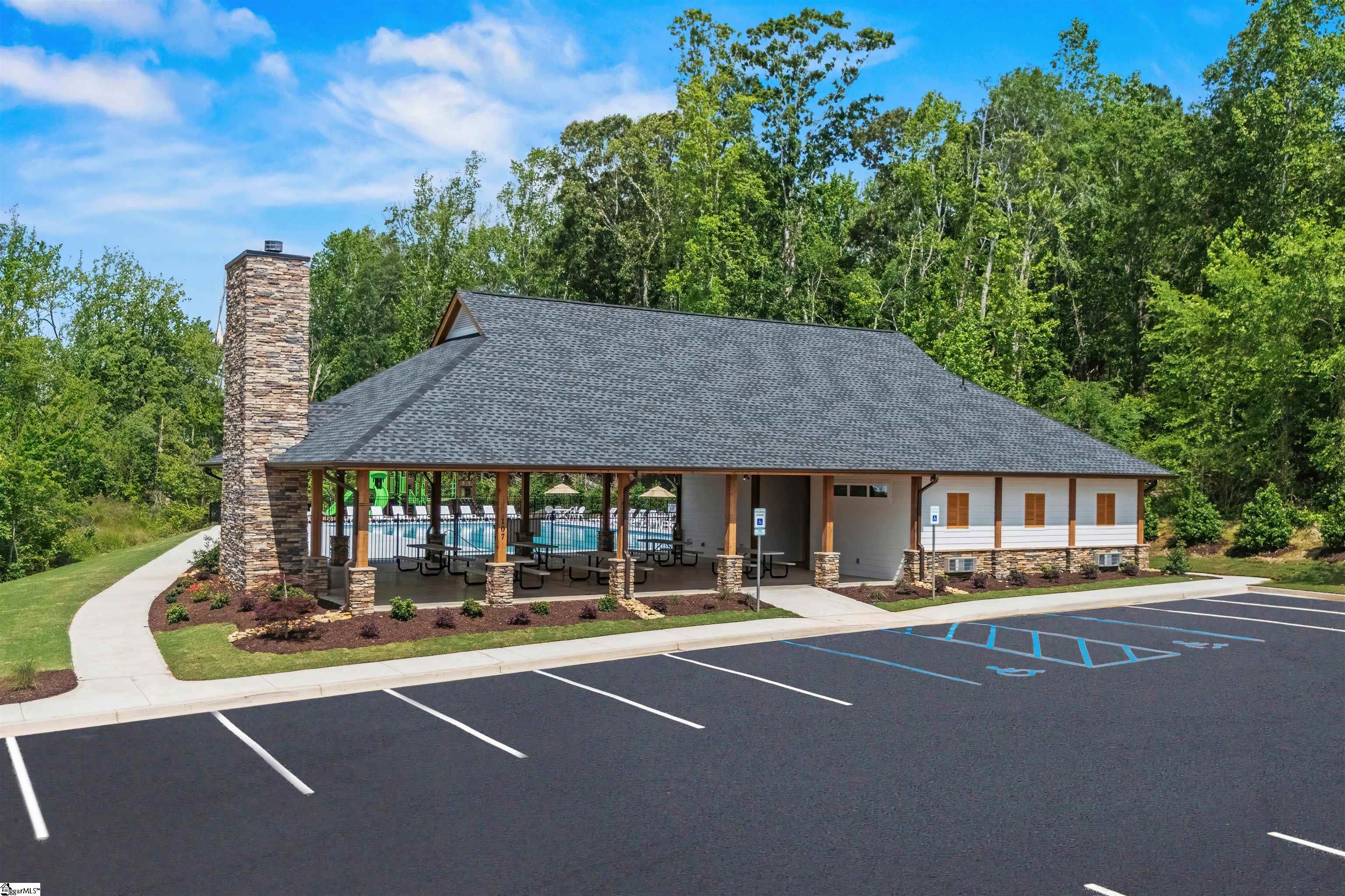 141 Villanova Drive Gray Court, SC 29645