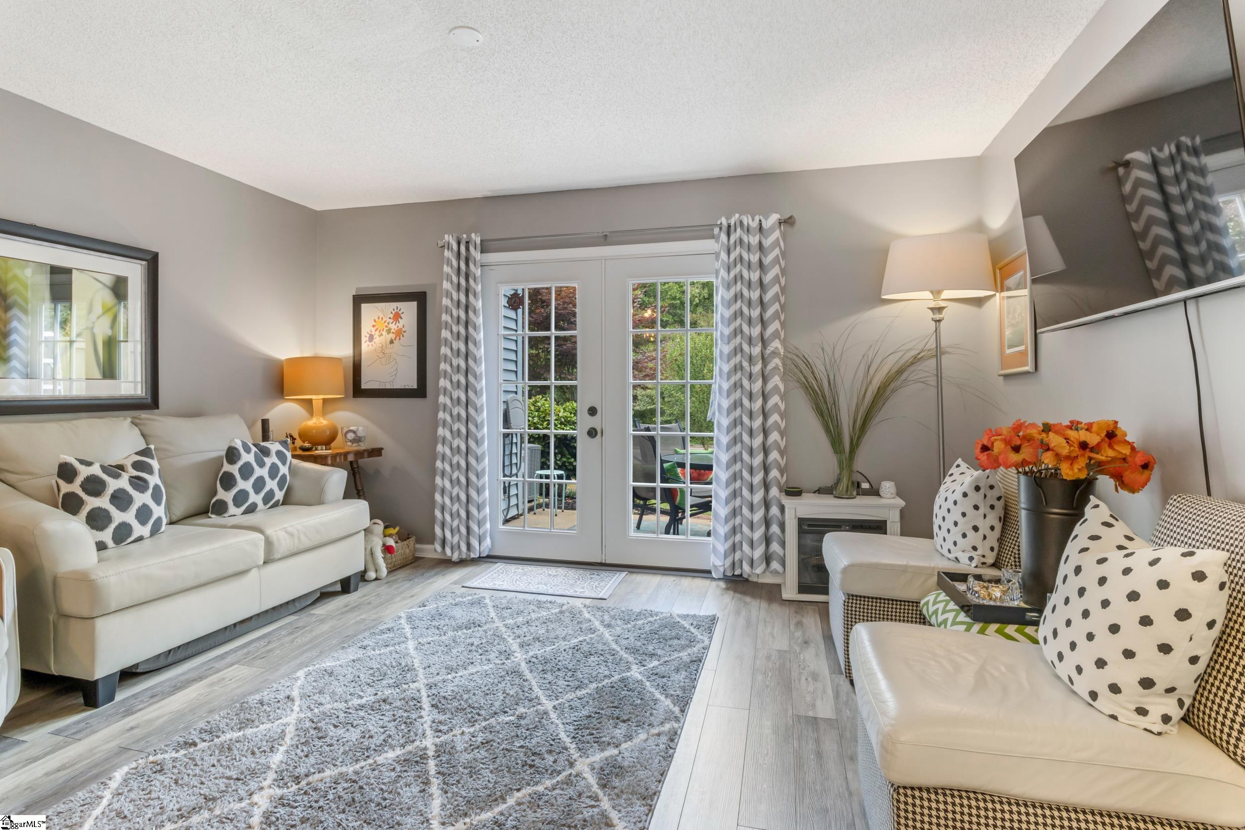 10 Bear Grass Court Greenville, SC 29605