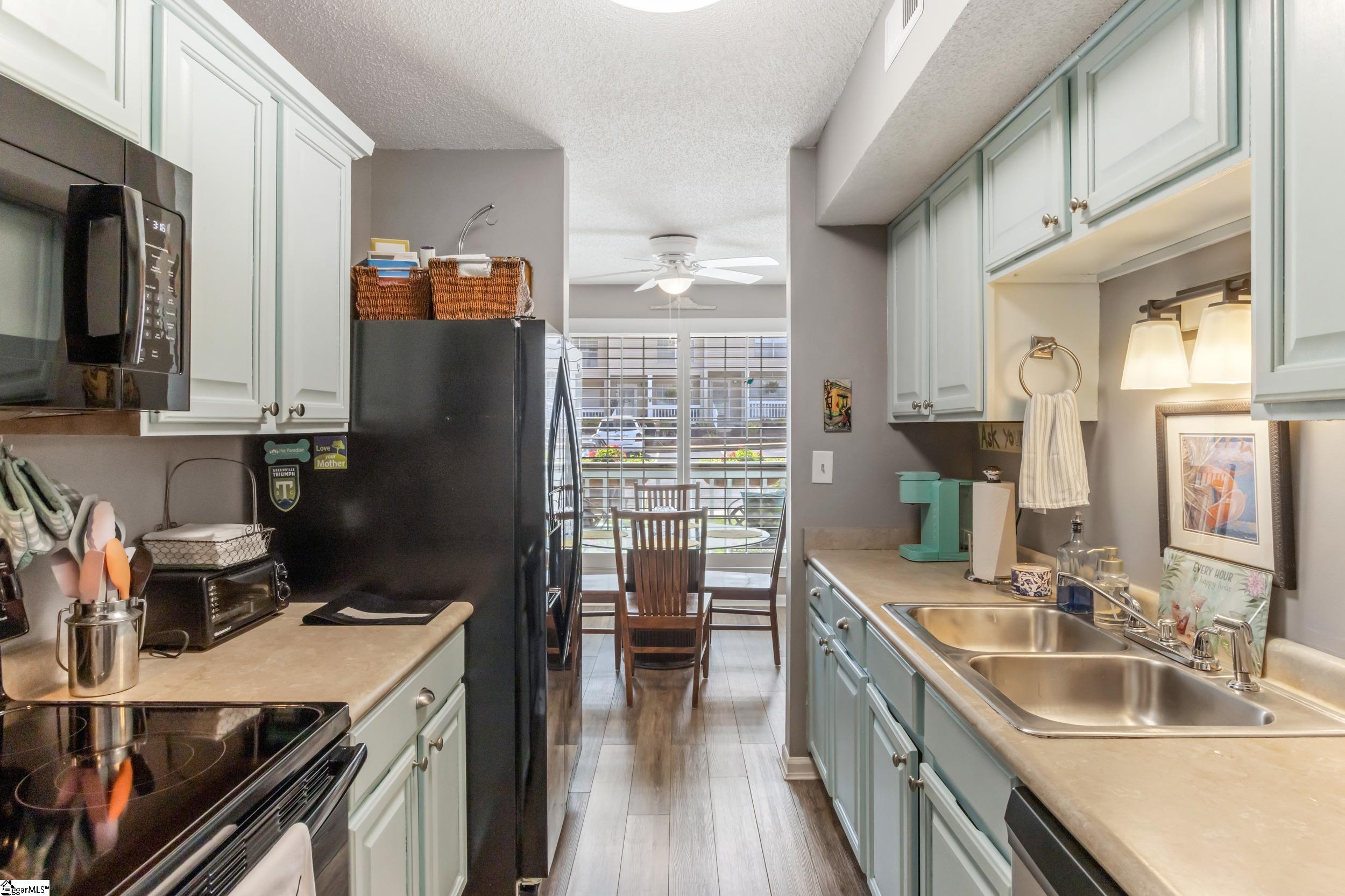 10 Bear Grass Court Greenville, SC 29605
