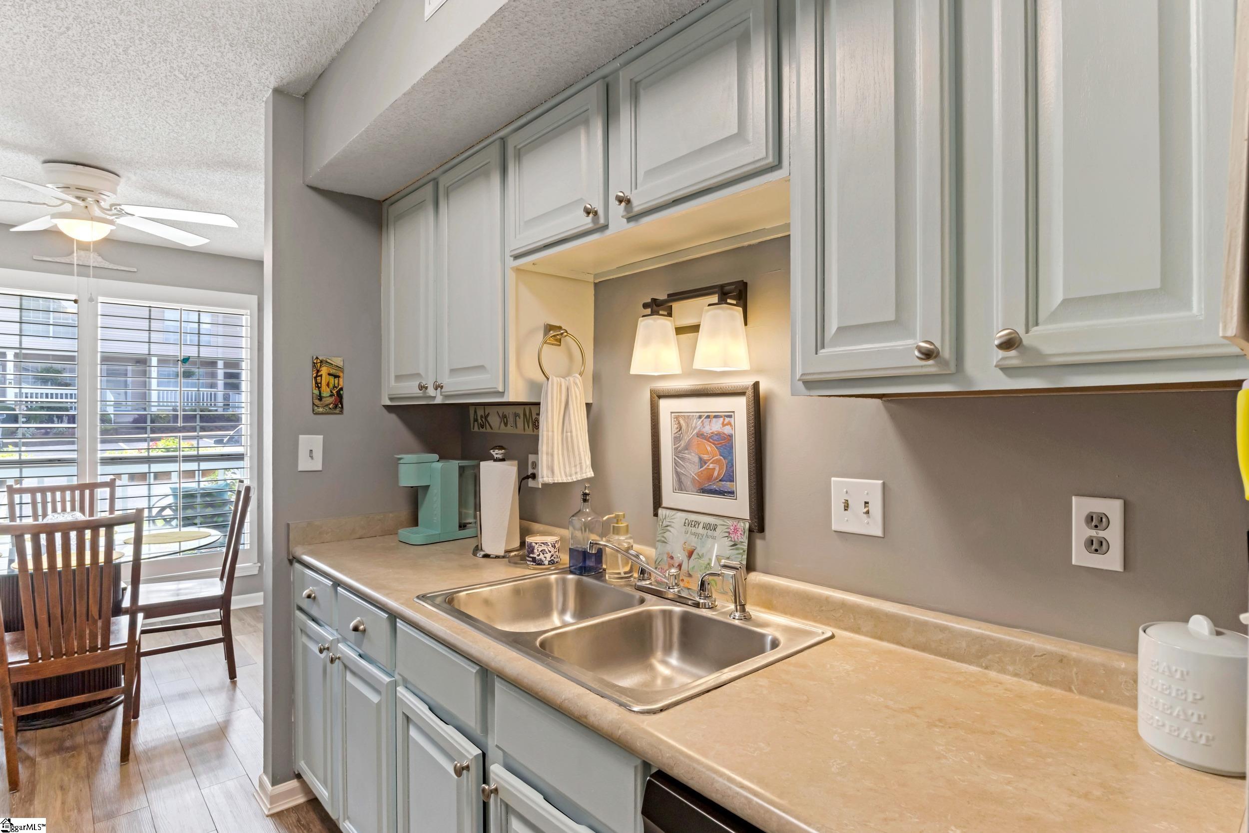 10 Bear Grass Court Greenville, SC 29605
