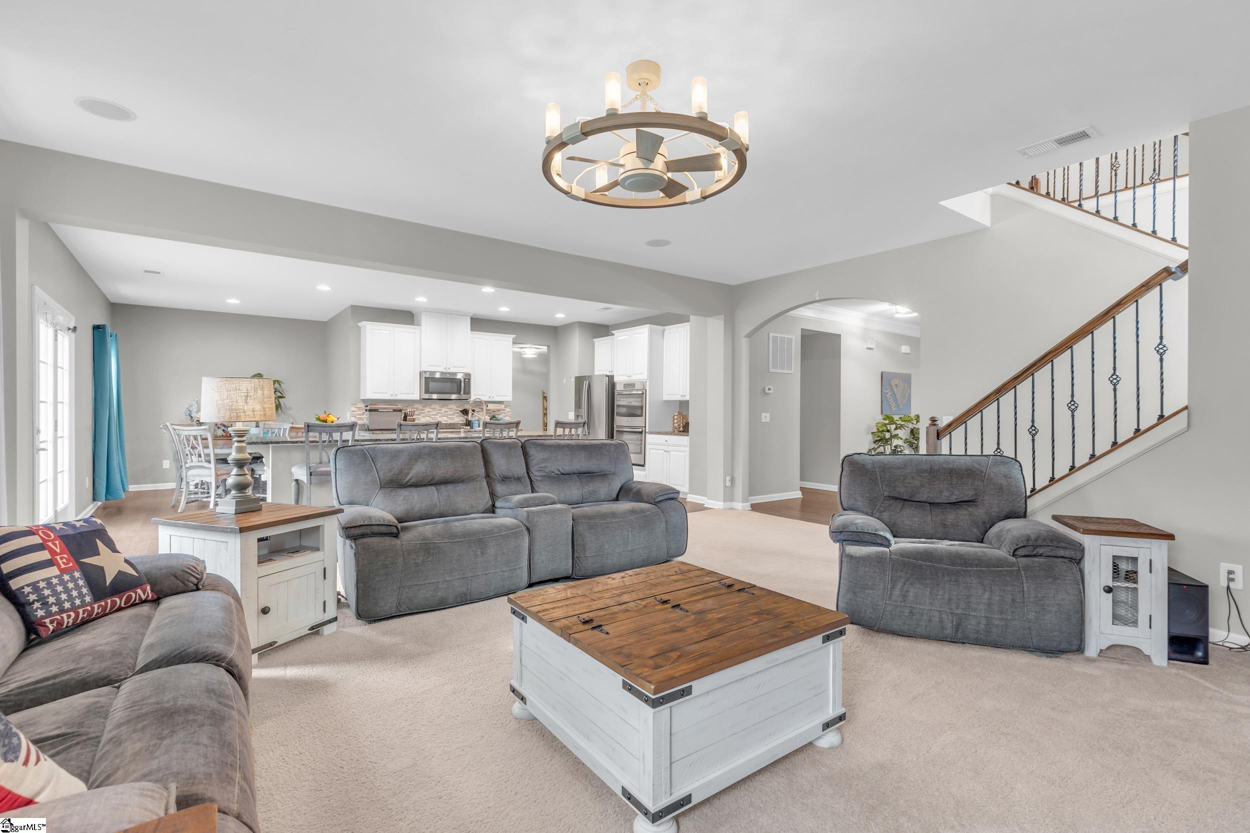34 Barlow Court Simpsonville, SC 29681