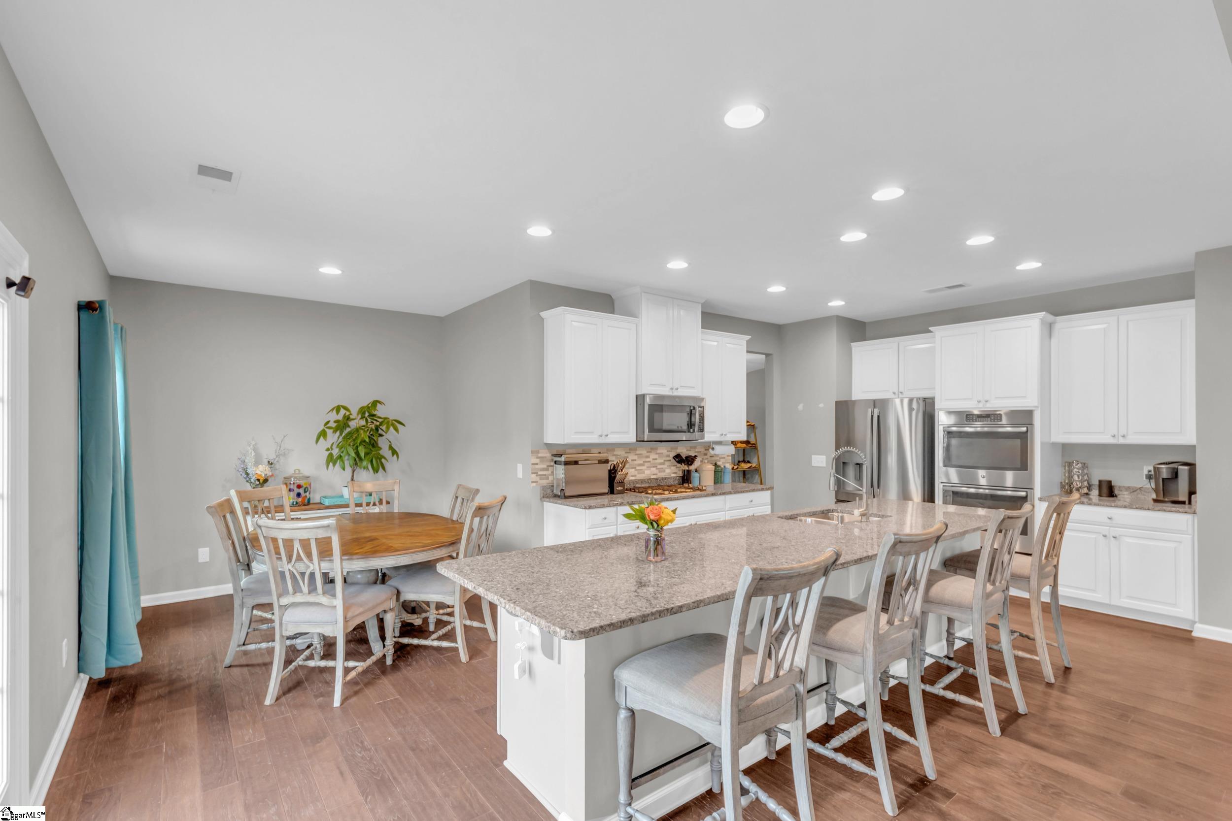 34 Barlow Court Simpsonville, SC 29681