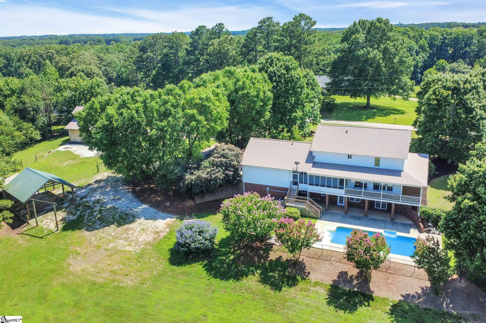 259 Winstead Drive West Union, SC 29696