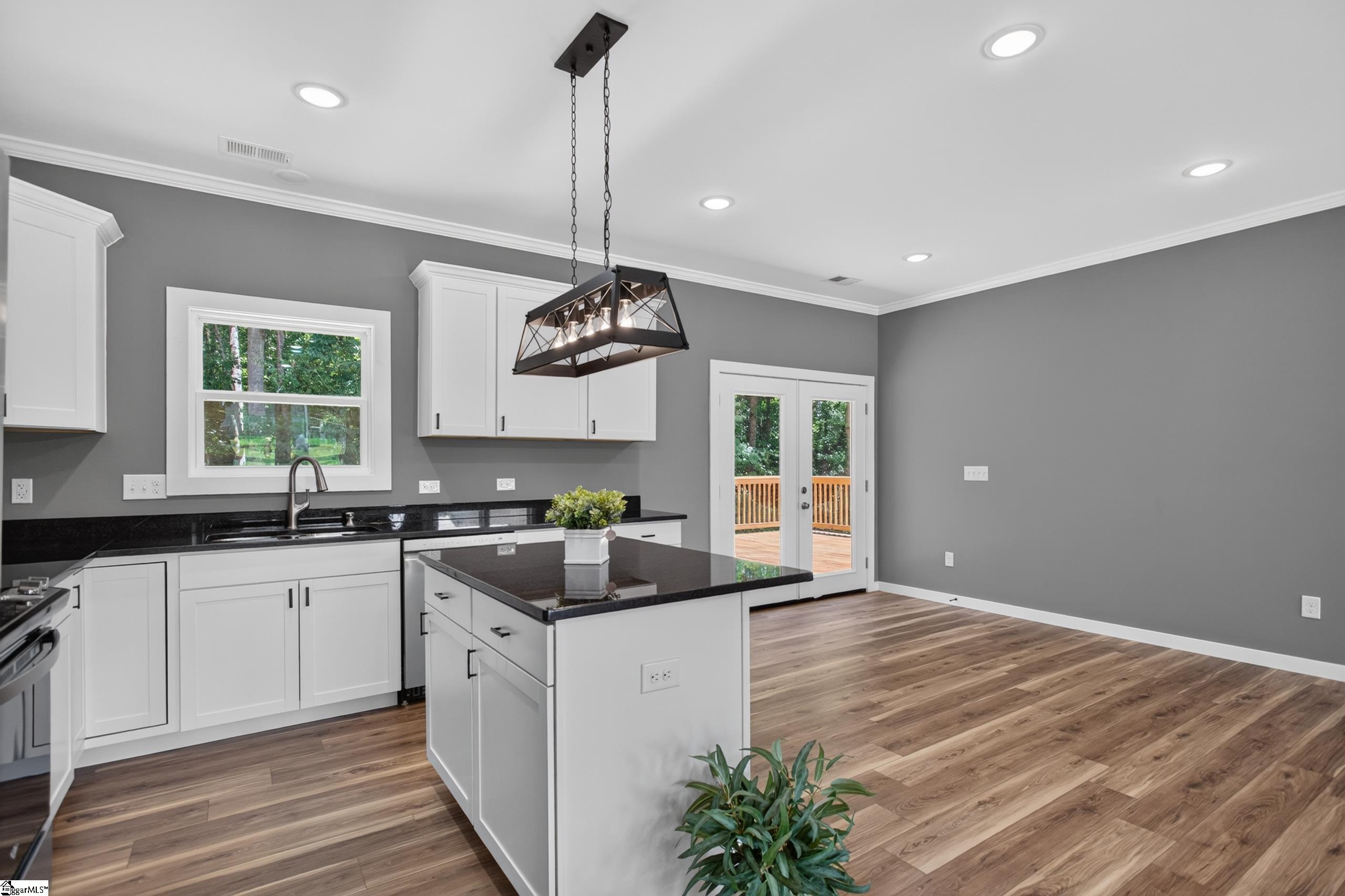 223 Maple Drive Anderson, SC 29621