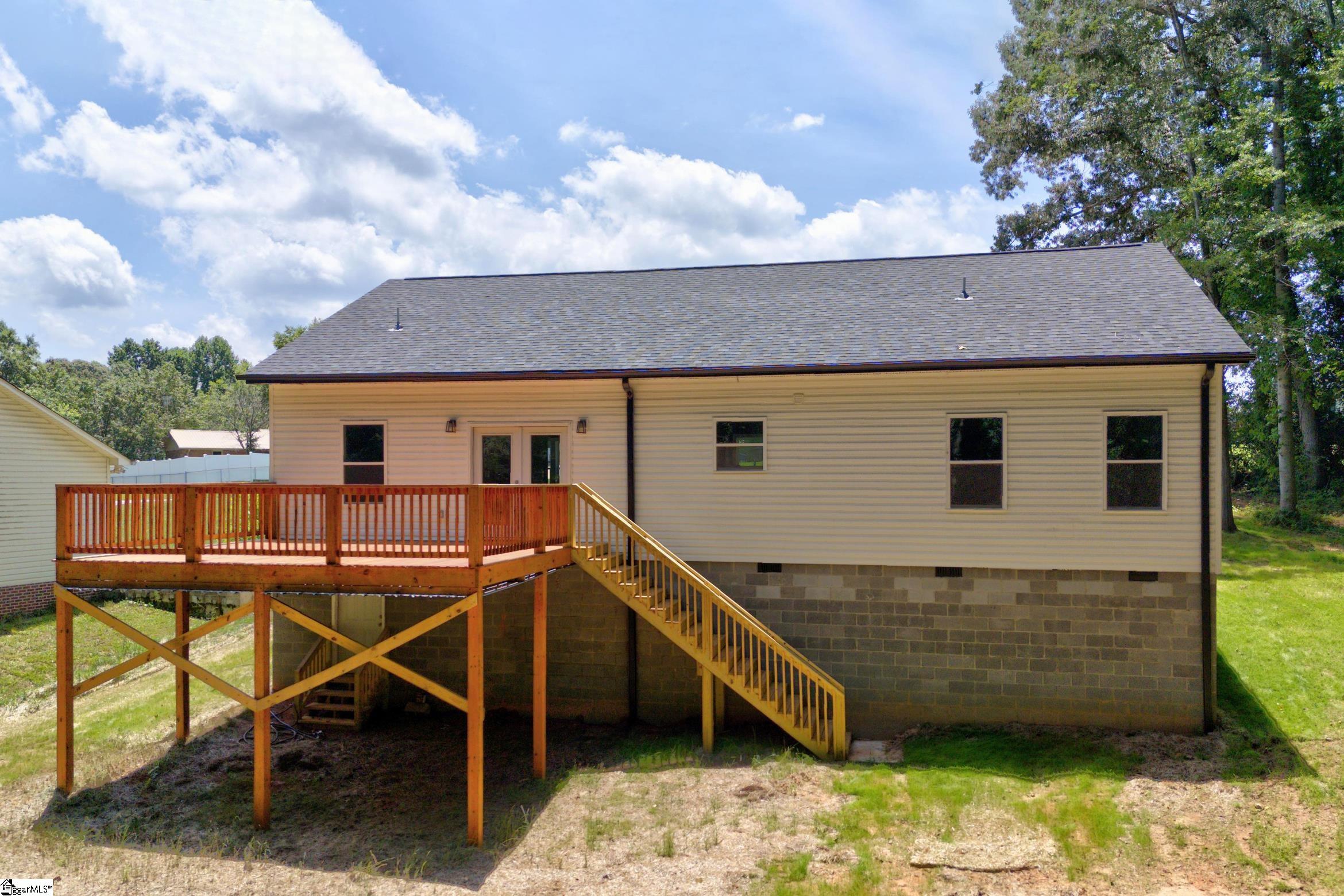 223 Maple Drive Anderson, SC 29621