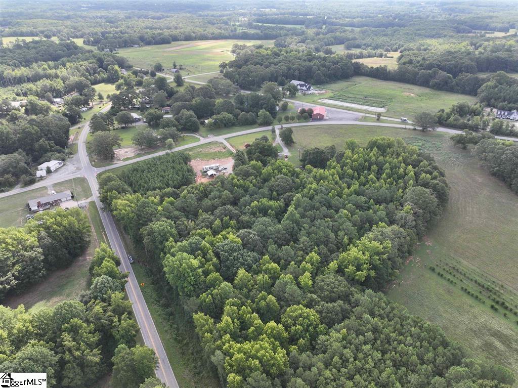 18700 Brown Avenue Extension Belton, SC 29654