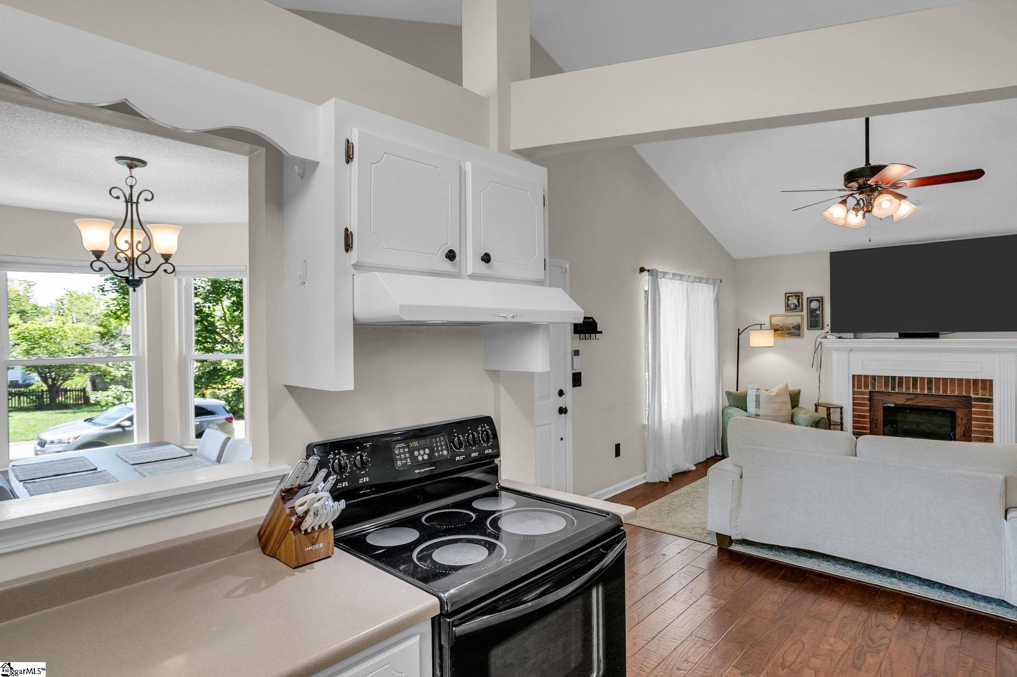 413 Fairdale Drive Simpsonville, SC 29681