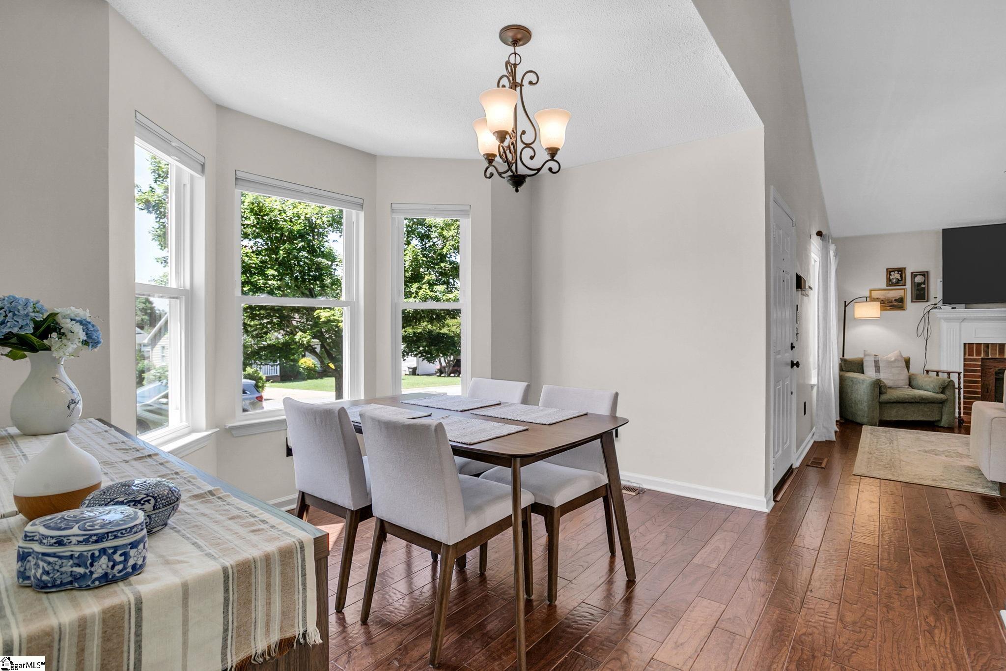 413 Fairdale Drive Simpsonville, SC 29681