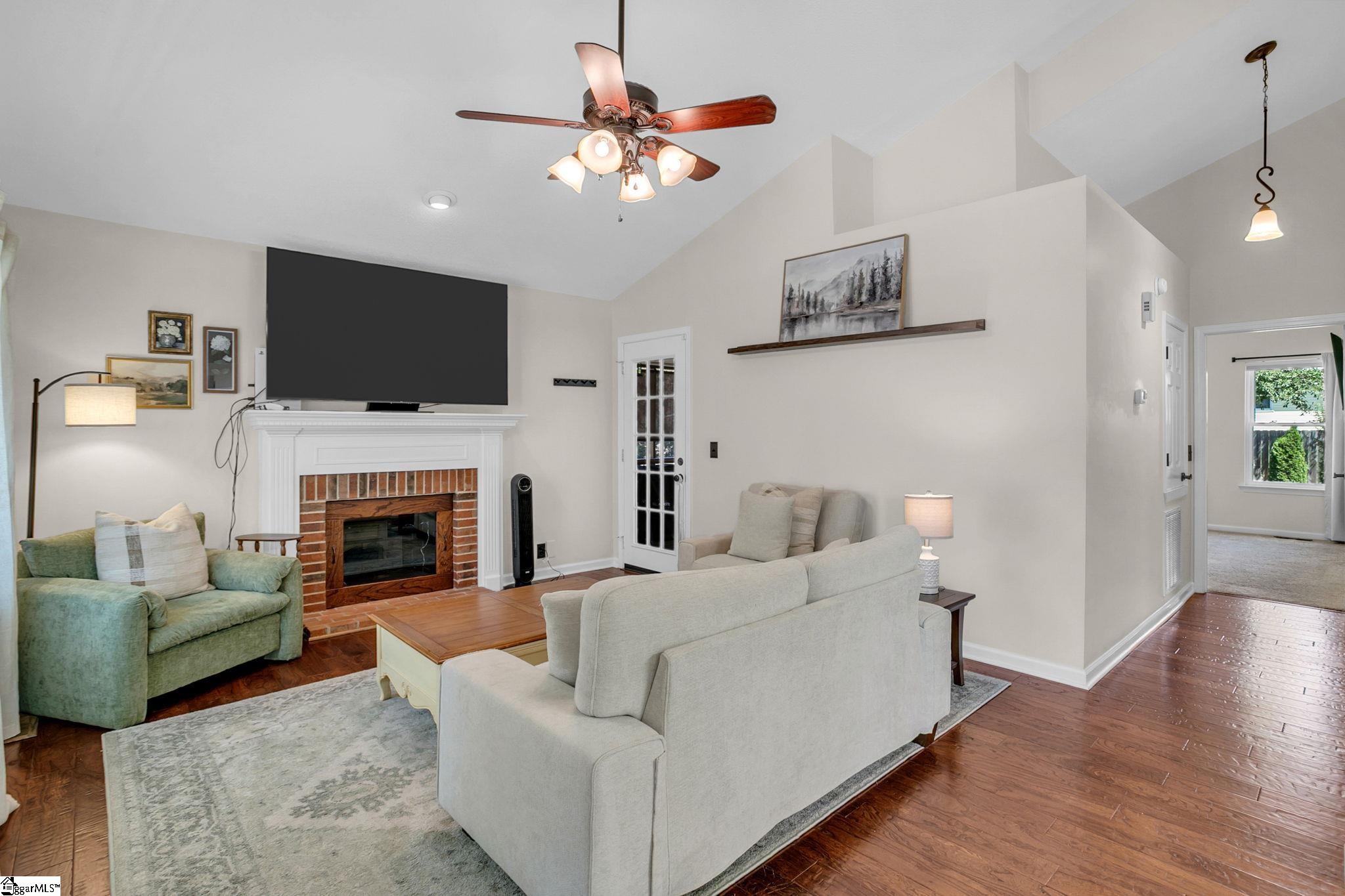 413 Fairdale Drive Simpsonville, SC 29681