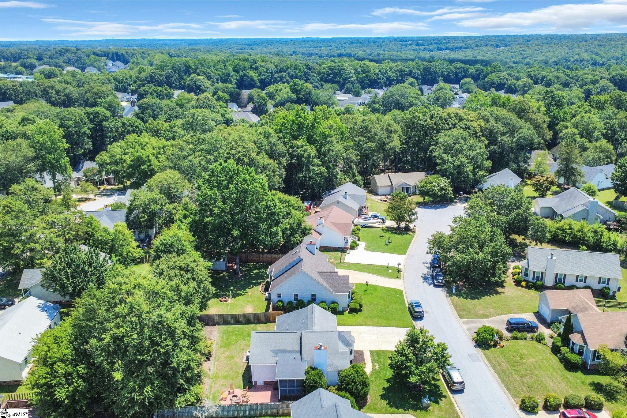 413 Fairdale Drive Simpsonville, SC 29681